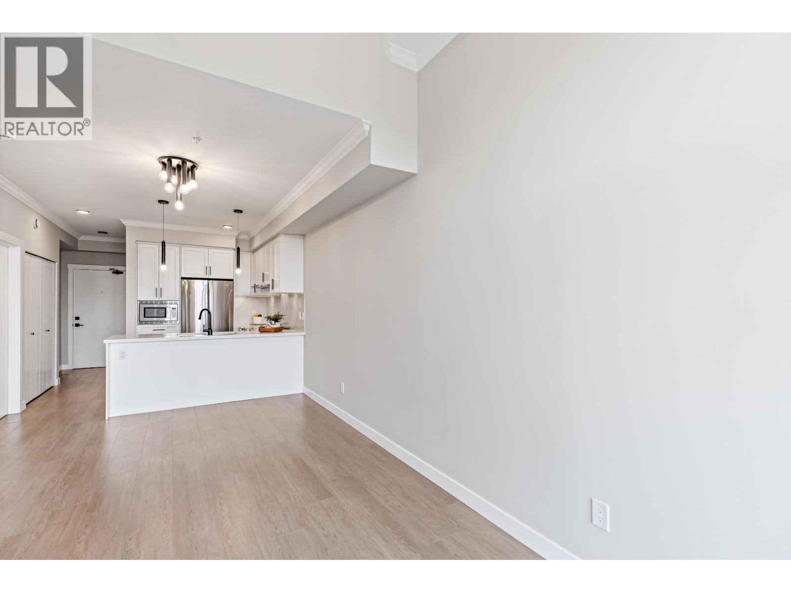 510 12109 223 Street Property Photo 11