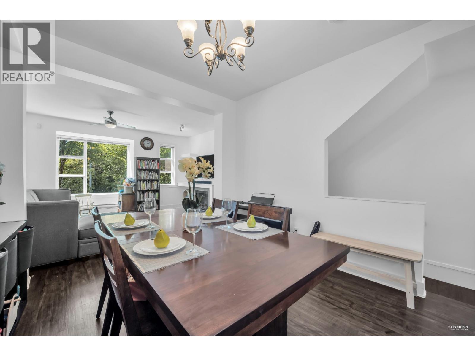 33 1299 Coast Meridian Road Property Photo 15