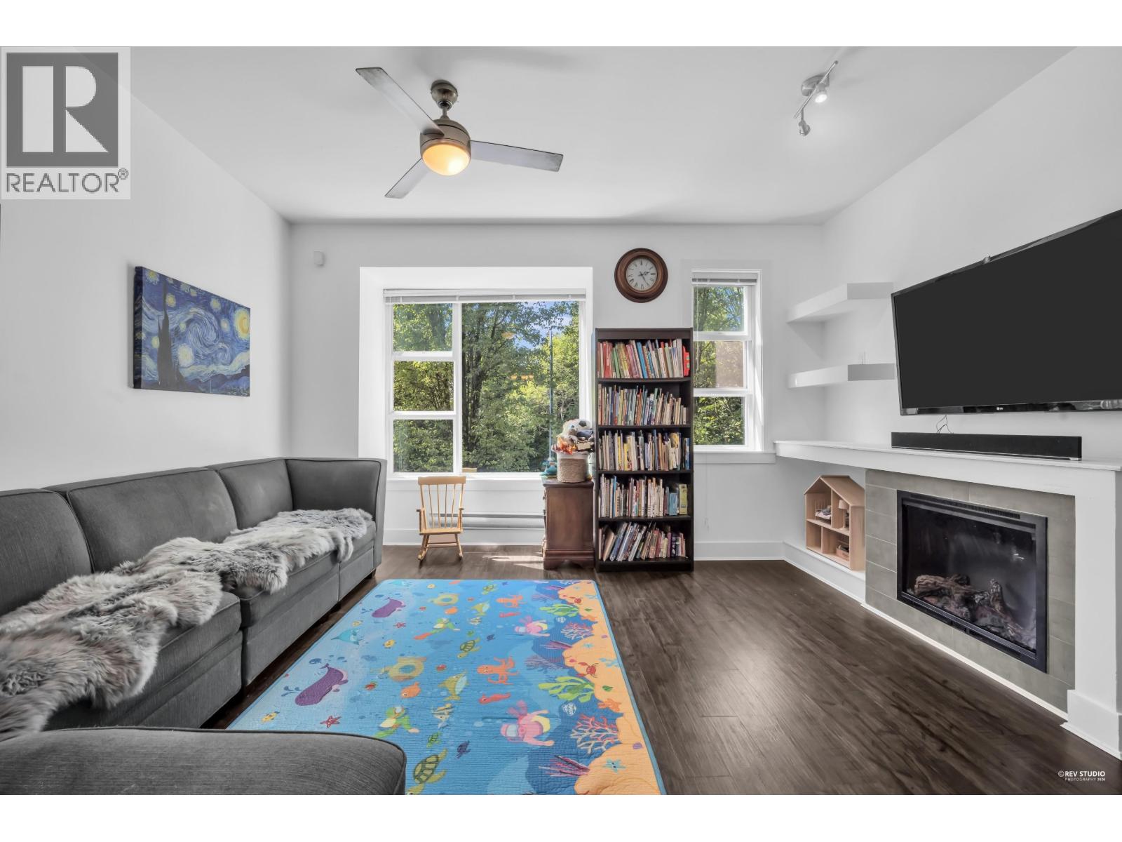 33 1299 Coast Meridian Road Property Photo 17