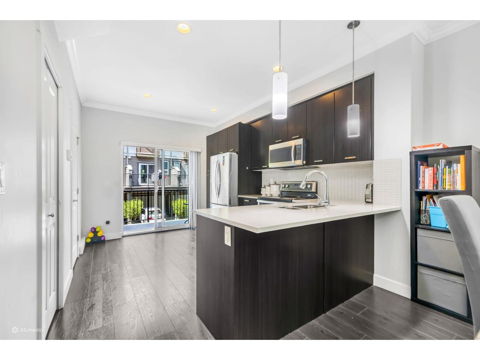 115 5888 144 Street Property Photo 12