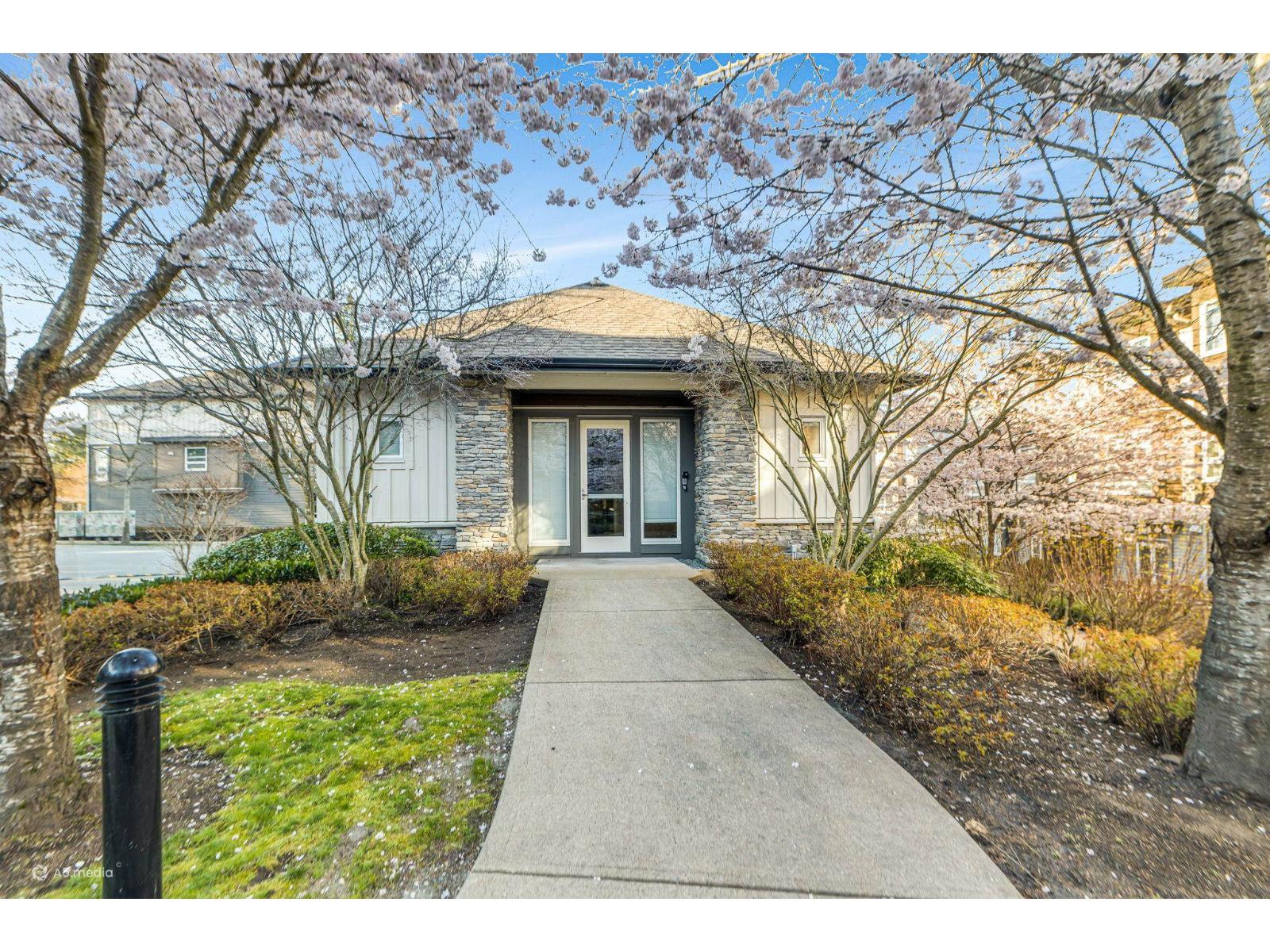 115 5888 144 Street Property Photo 30