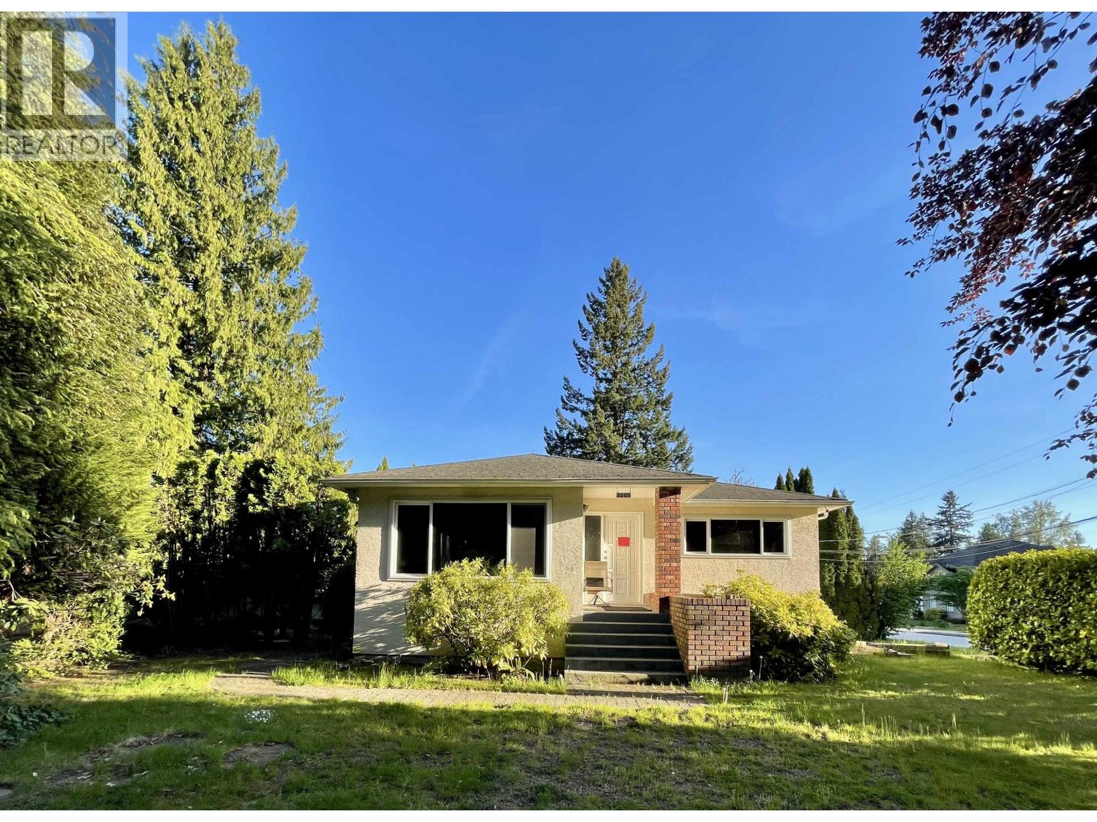 2000 AUSTIN AVENUE Property Photo 1