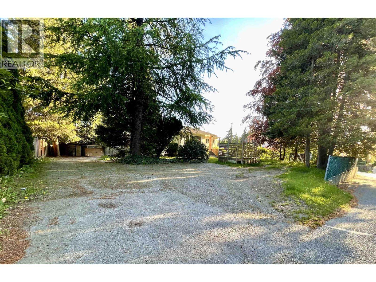 2000 Austin Avenue Property Photo 8