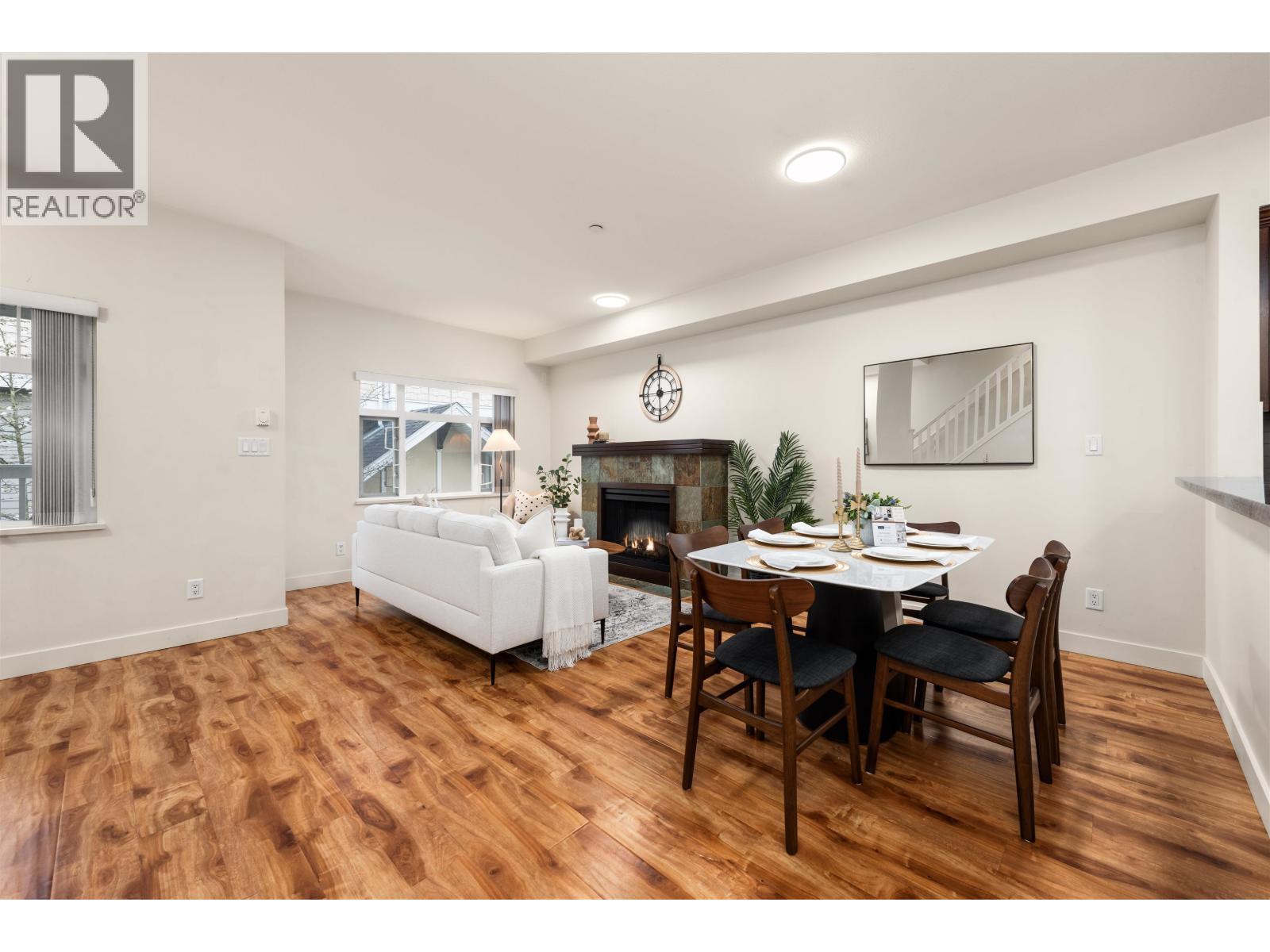 137 7388 Macpherson Avenue Property Photo 5