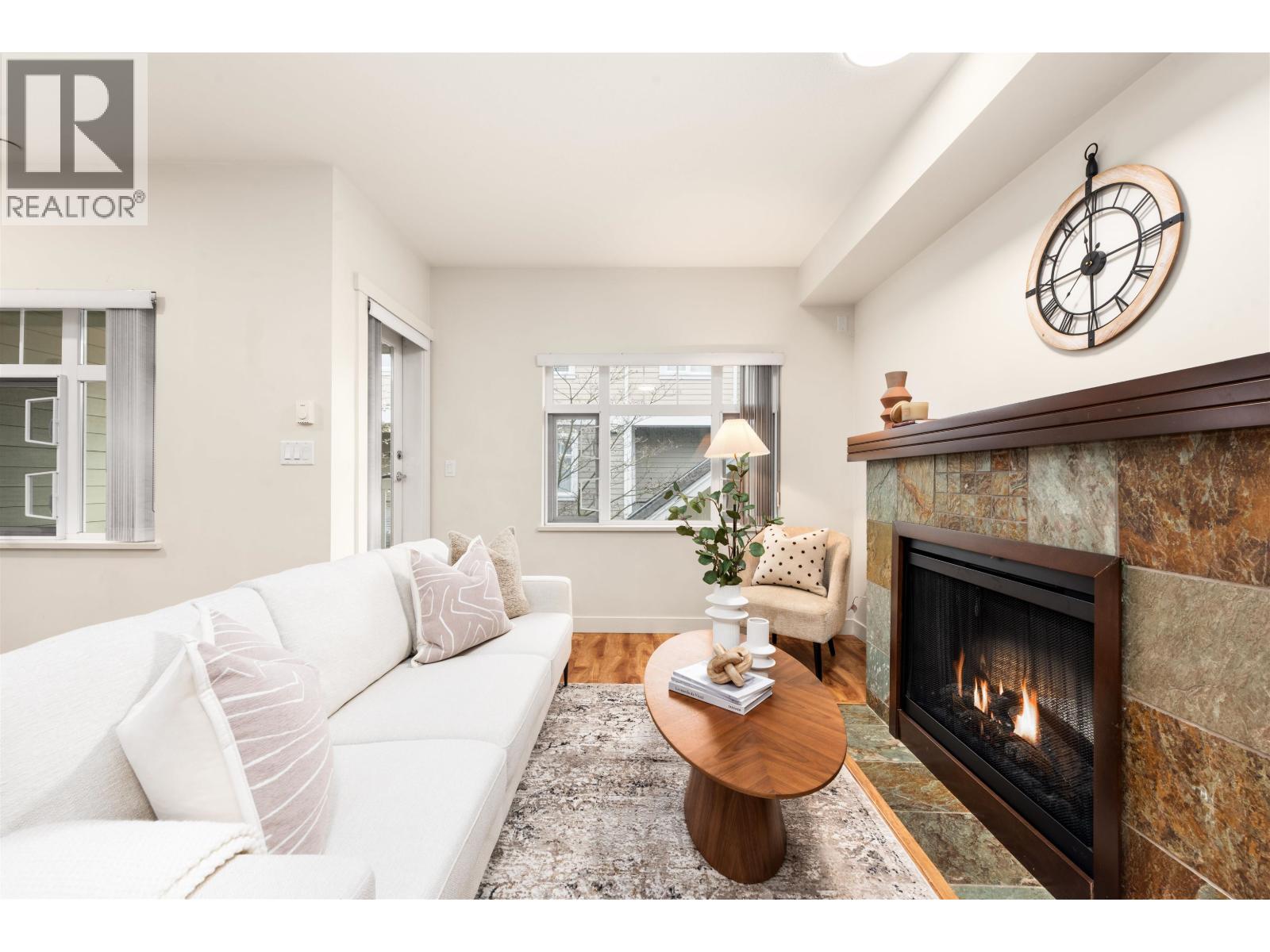 137 7388 Macpherson Avenue Property Photo 7