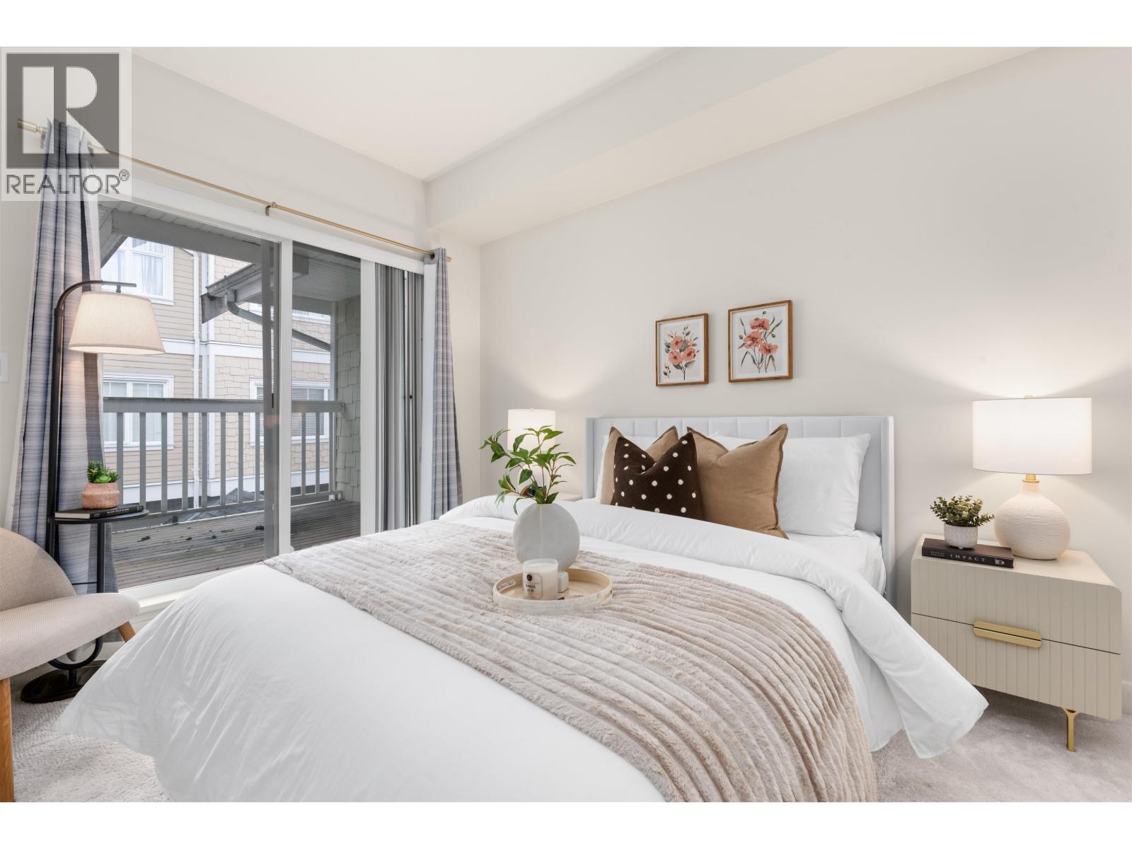 137 7388 Macpherson Avenue Property Photo 15