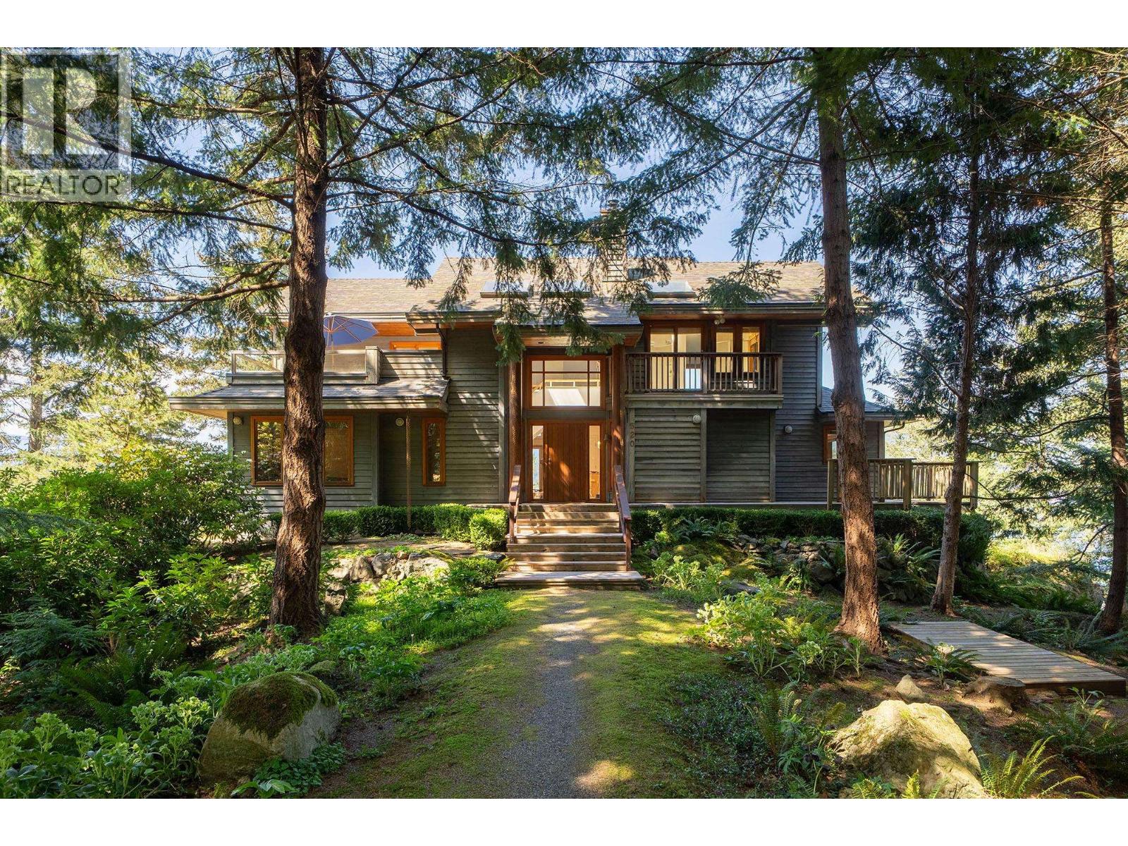 520 Smugglers Cove Road Property Photo 1