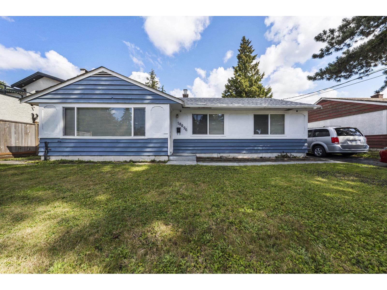 10096 Helen Drive Property Photo 1