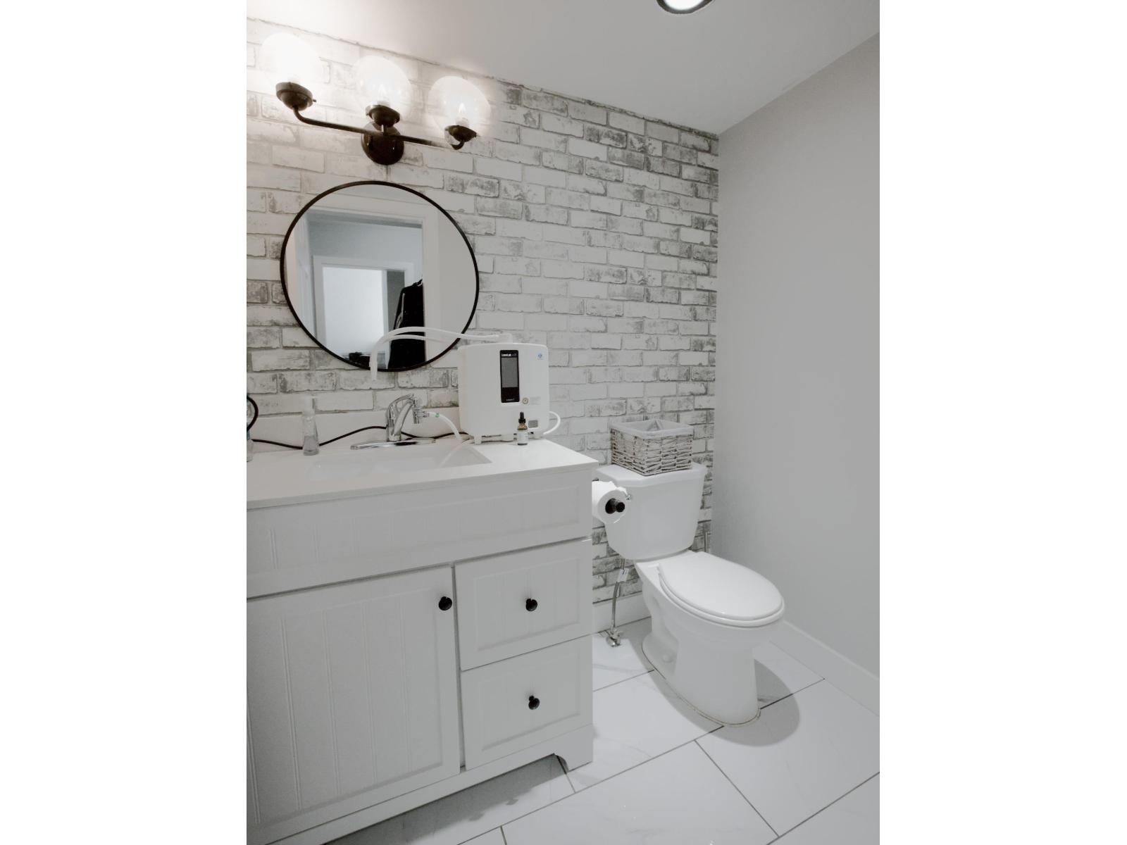 702 9270 122 Street Property Photo 16