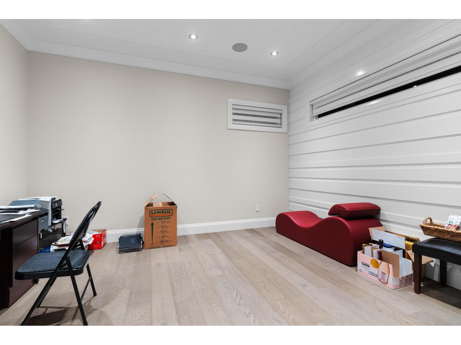 13183 19a Avenue Property Photo 16
