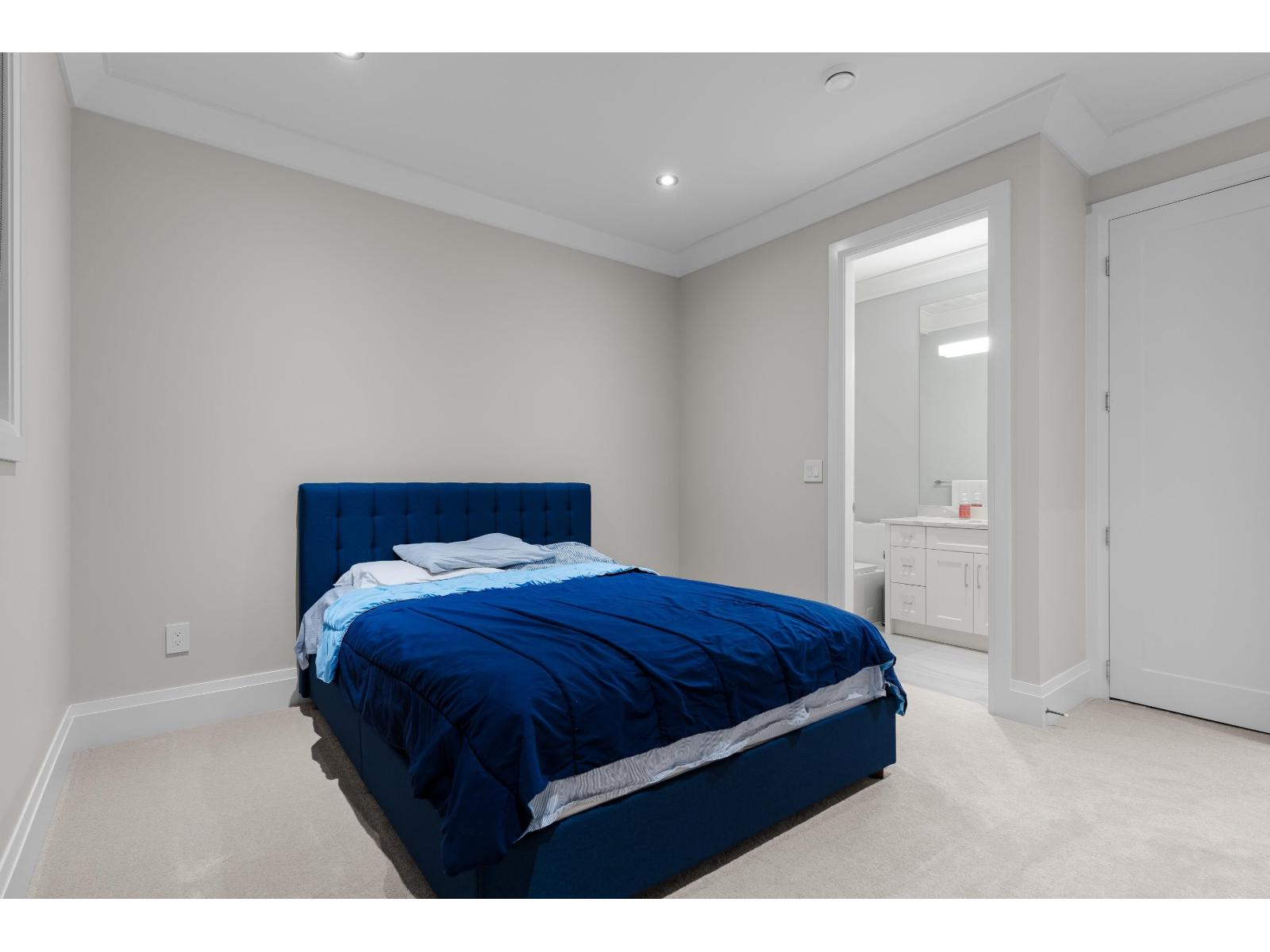 13183 19a Avenue Property Photo 18
