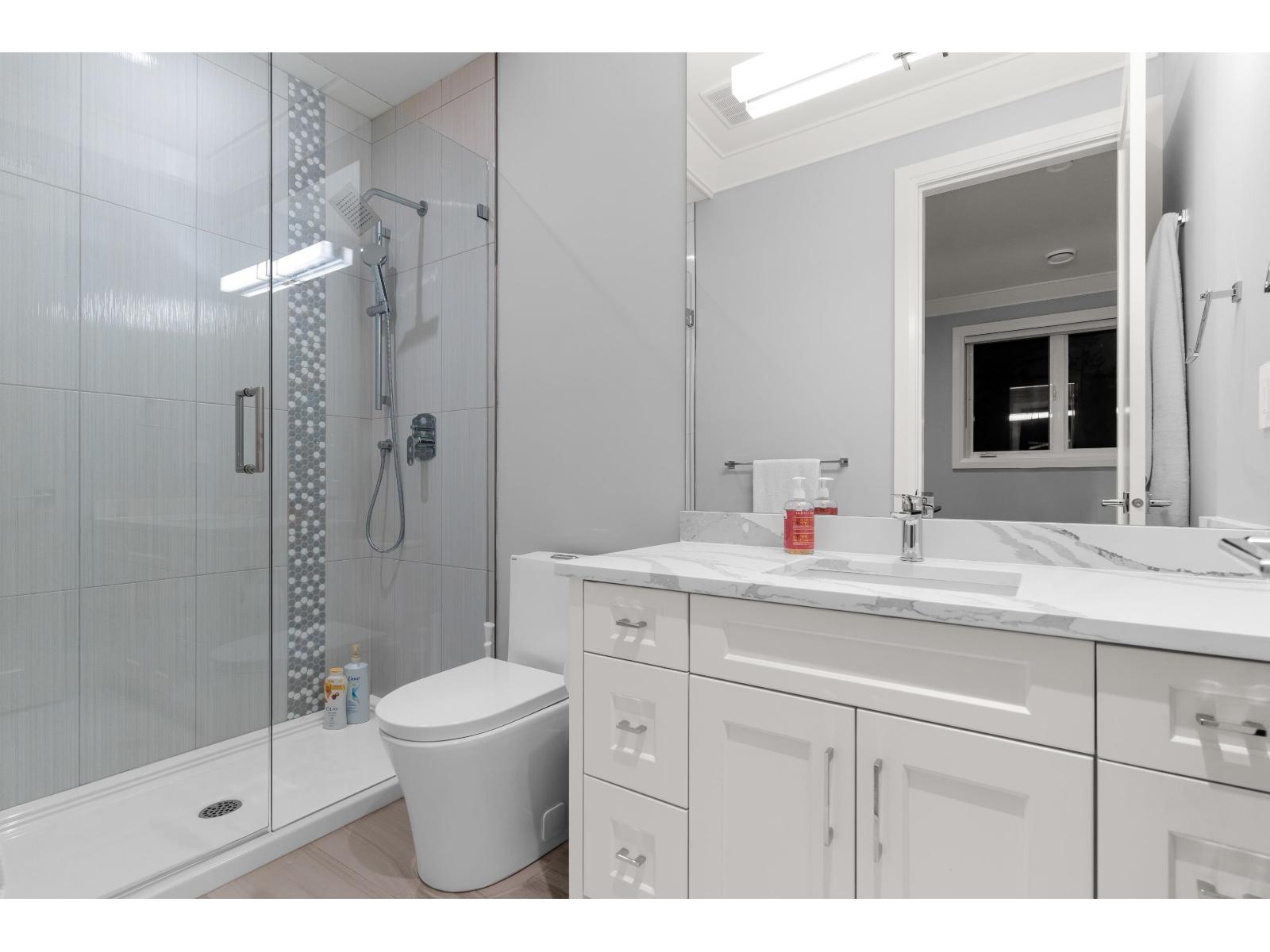 13183 19a Avenue Property Photo 19