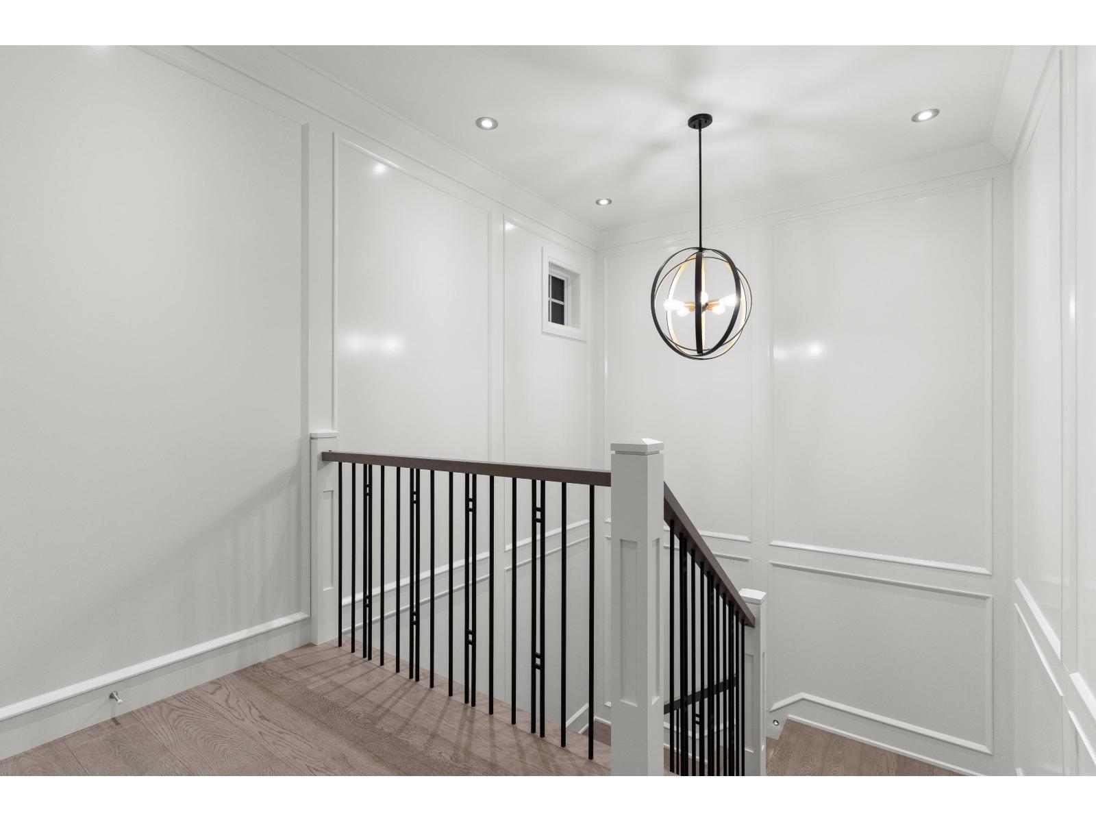 13183 19a Avenue Property Photo 20