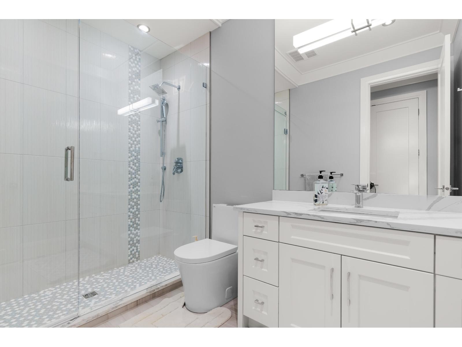 13183 19a Avenue Property Photo 22