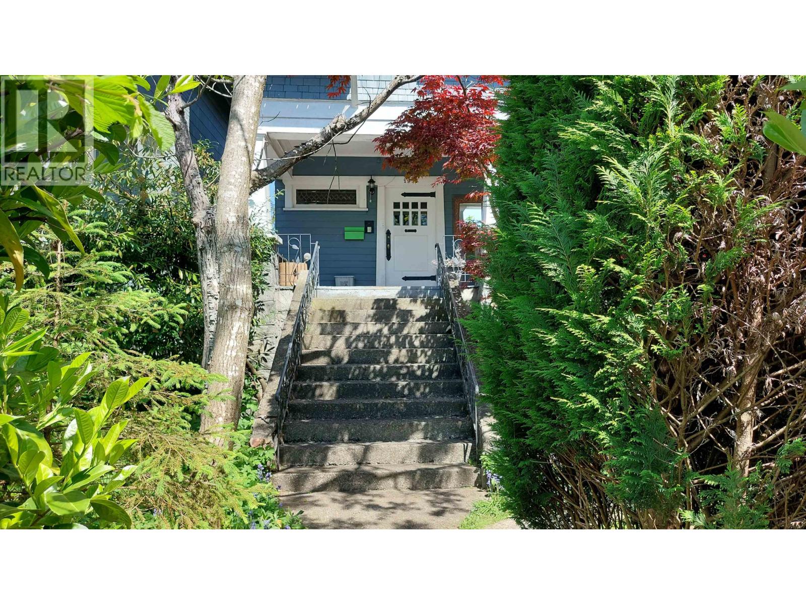 1951 NAPIER STREET