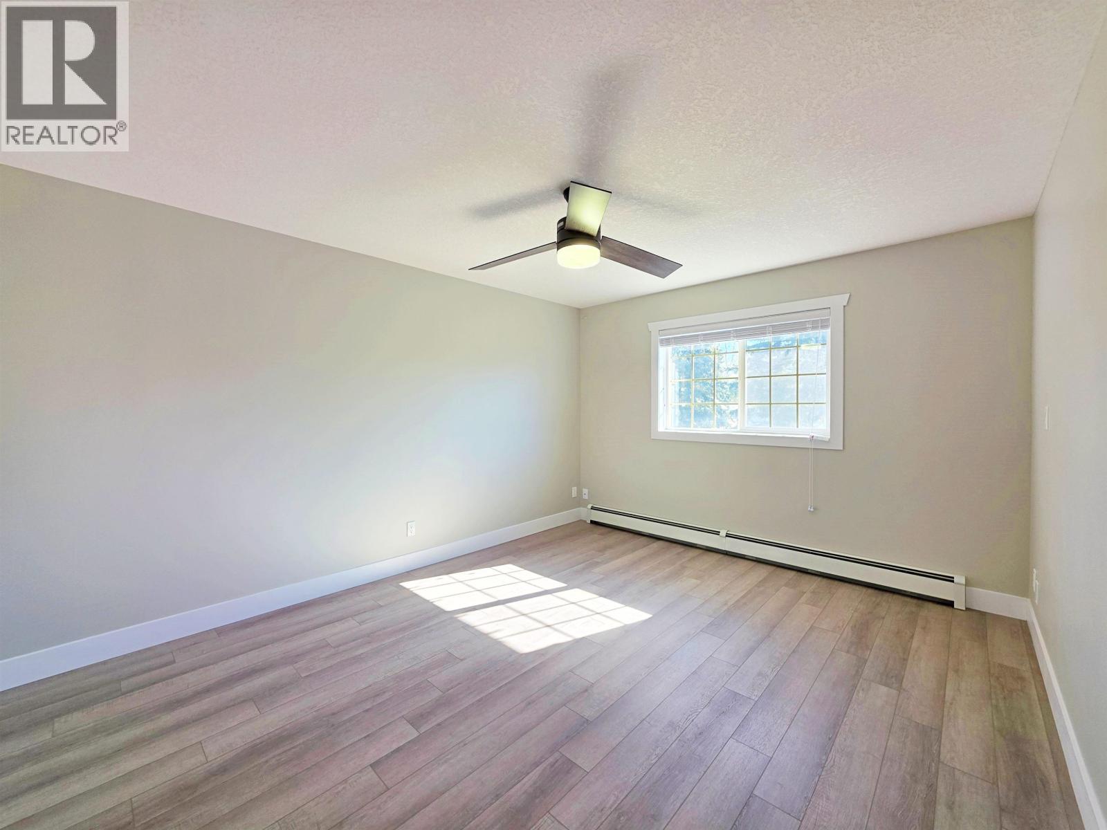 947 Laurel Road Property Photo 12