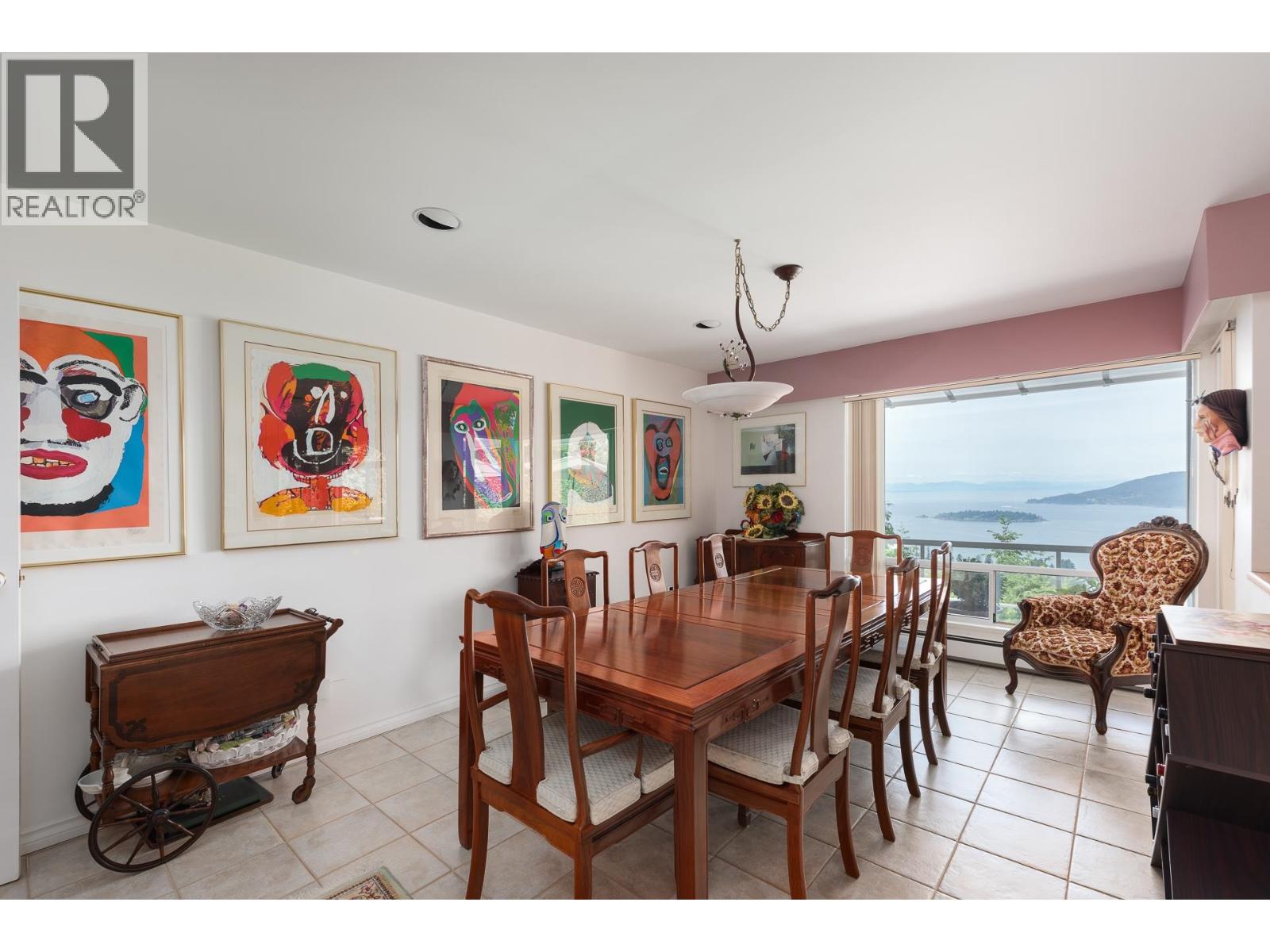4729 Woodburn Road Property Photo 12