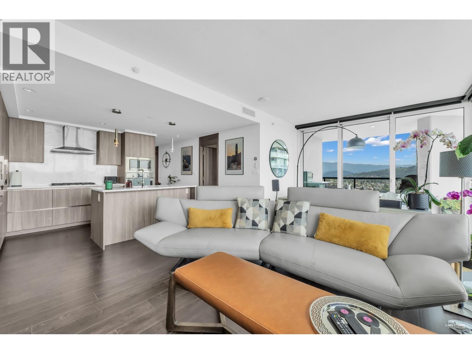 4508 4730 Lougheed Highway Property Photo 3