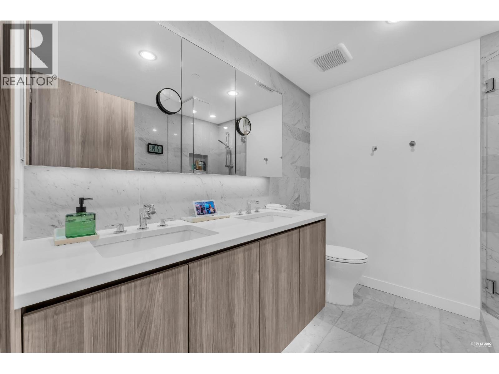 4508 4730 Lougheed Highway Property Photo 13