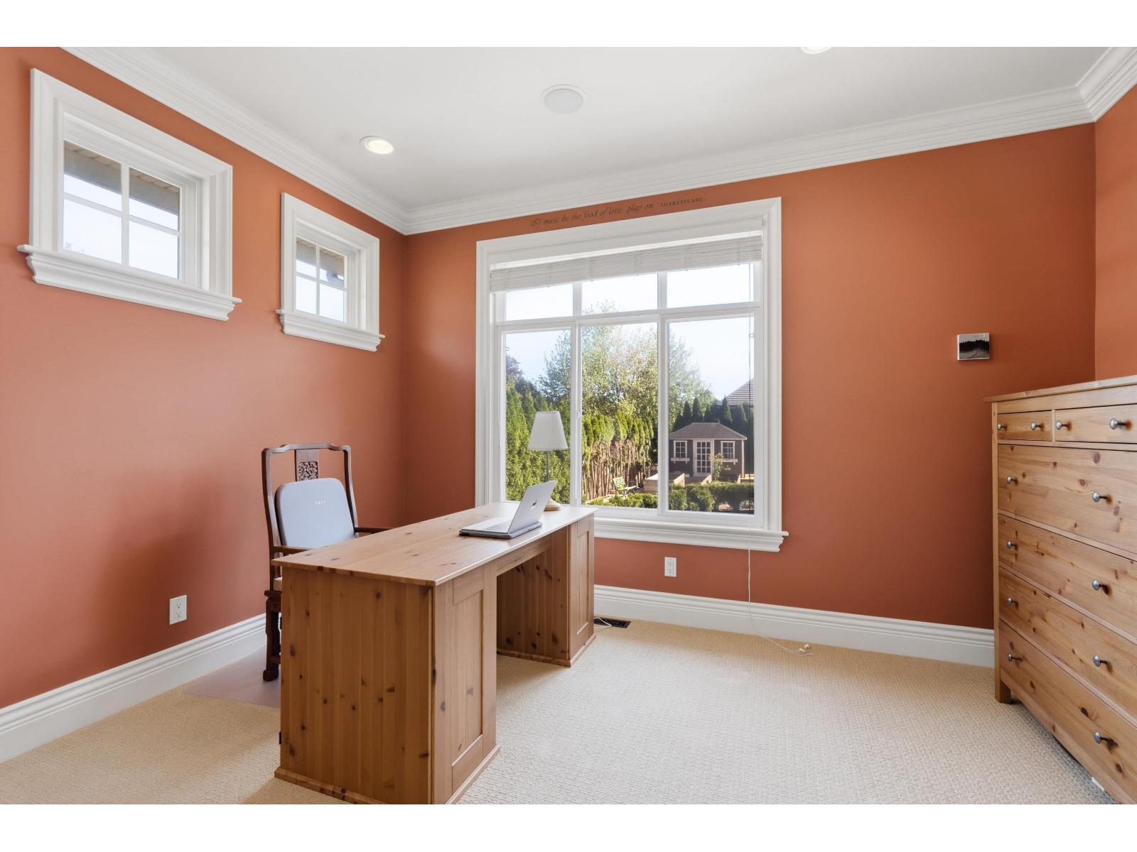 16398 36a Avenue Property Photo 15