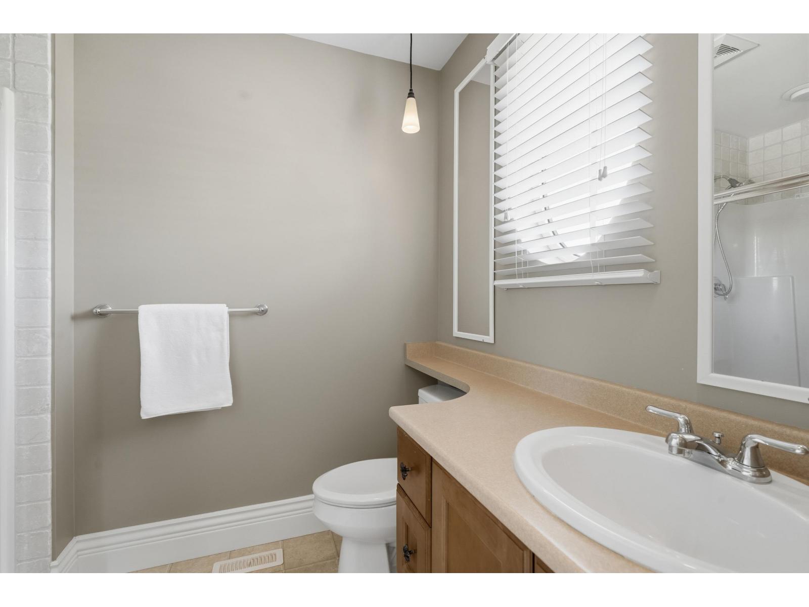 16398 36a Avenue Property Photo 24
