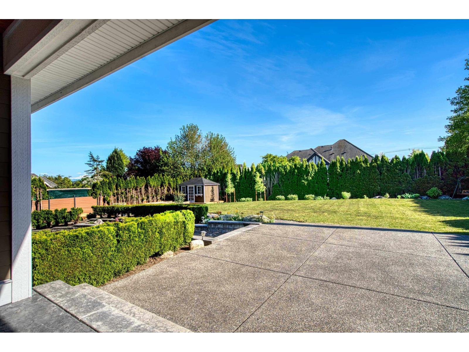16398 36a Avenue Property Photo 37