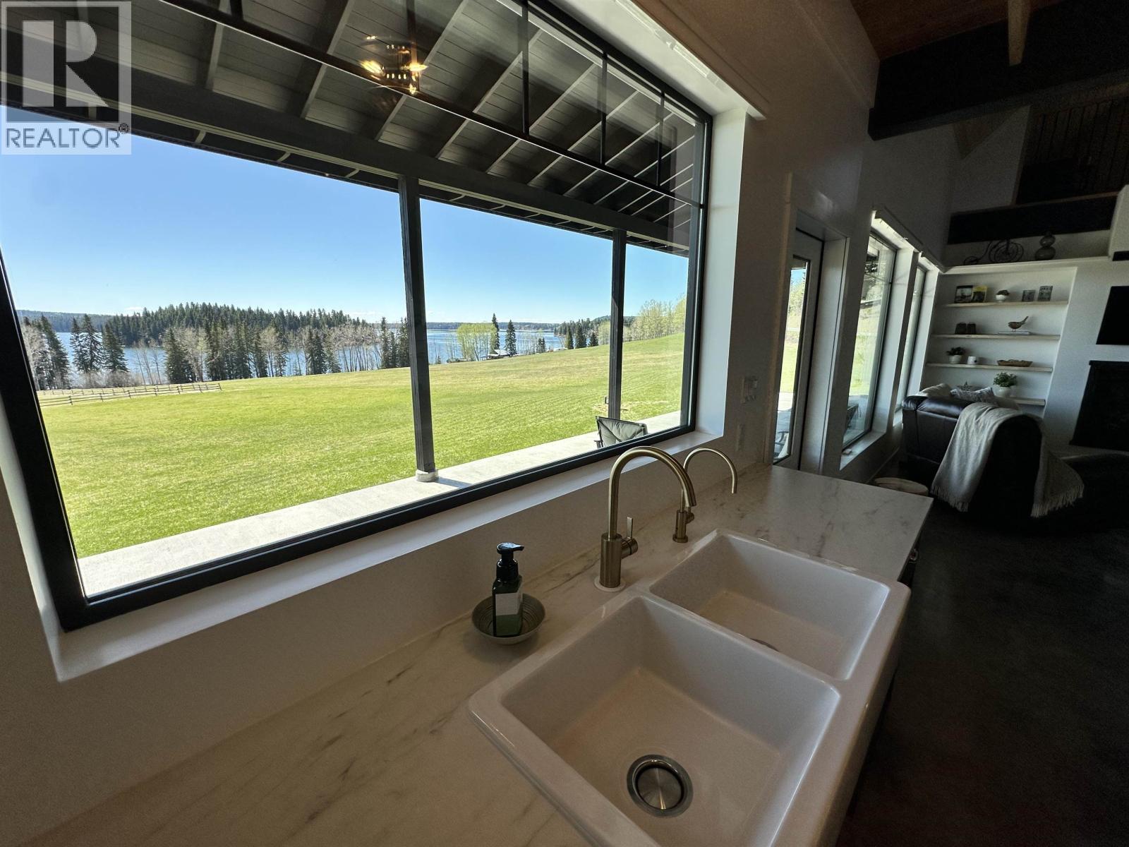 8116 N Bridge Lake Road Property Photo 14