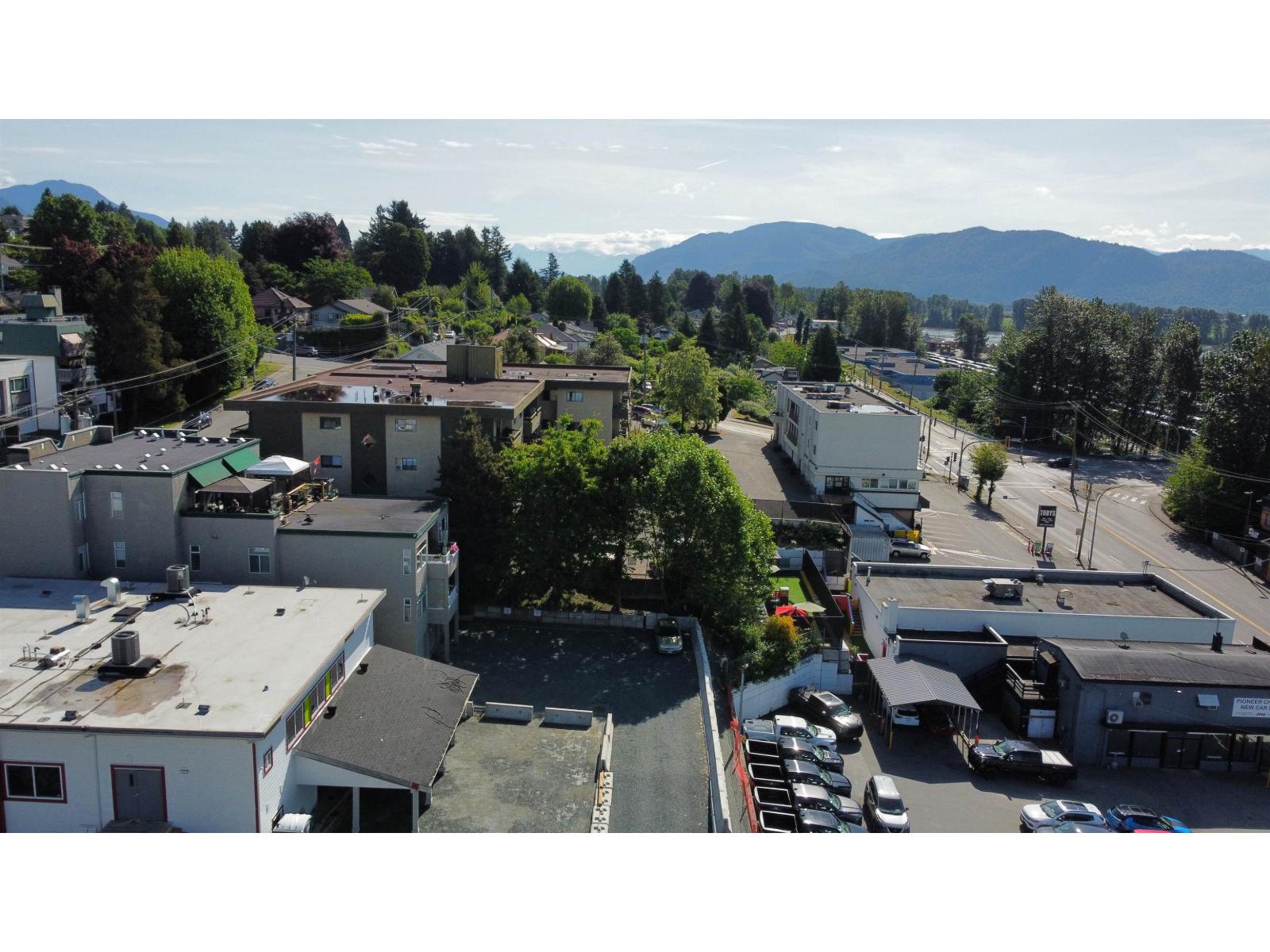 7330 Horne Street Property Photo 11
