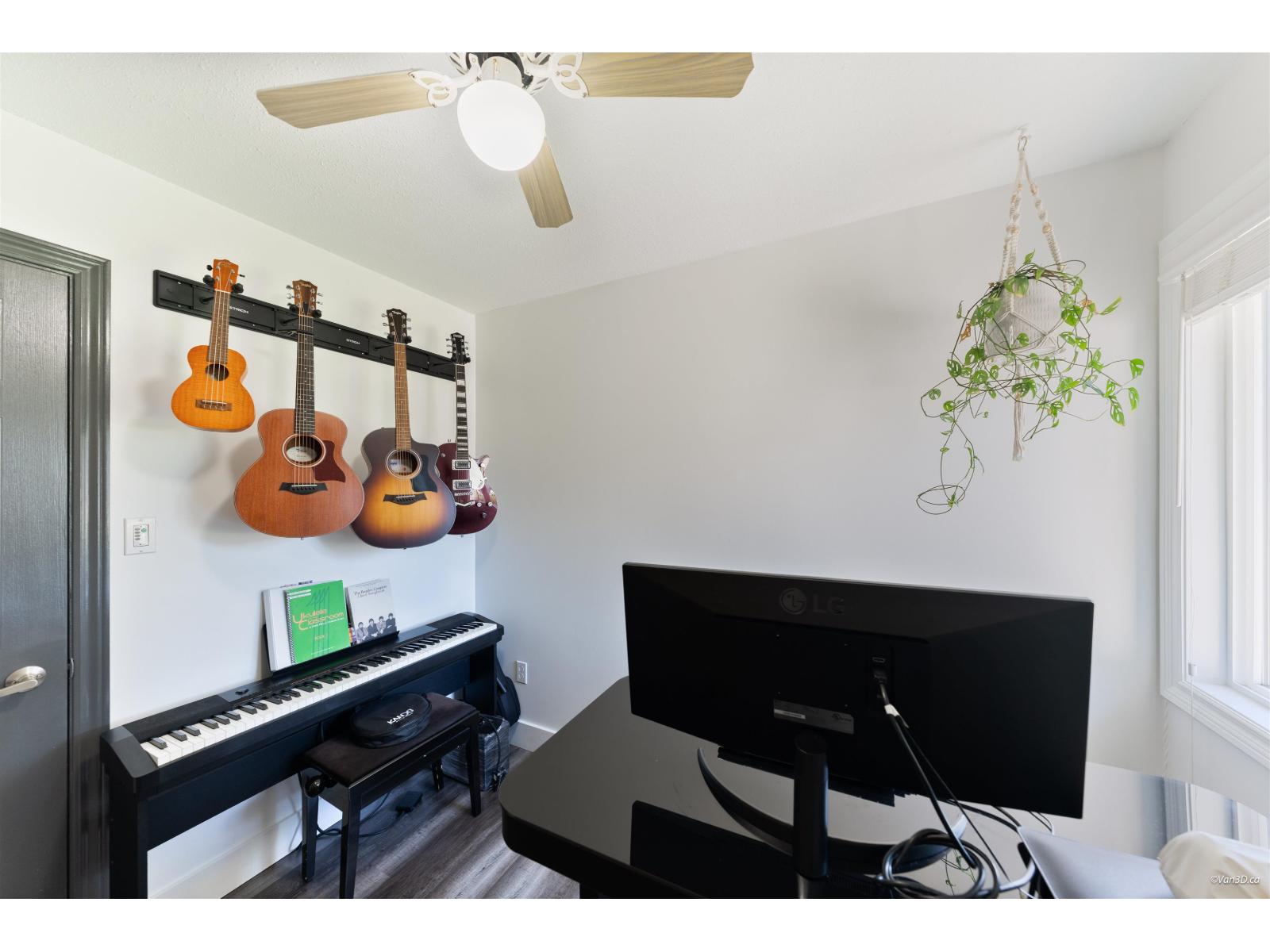 9454 213 Street Property Photo 27
