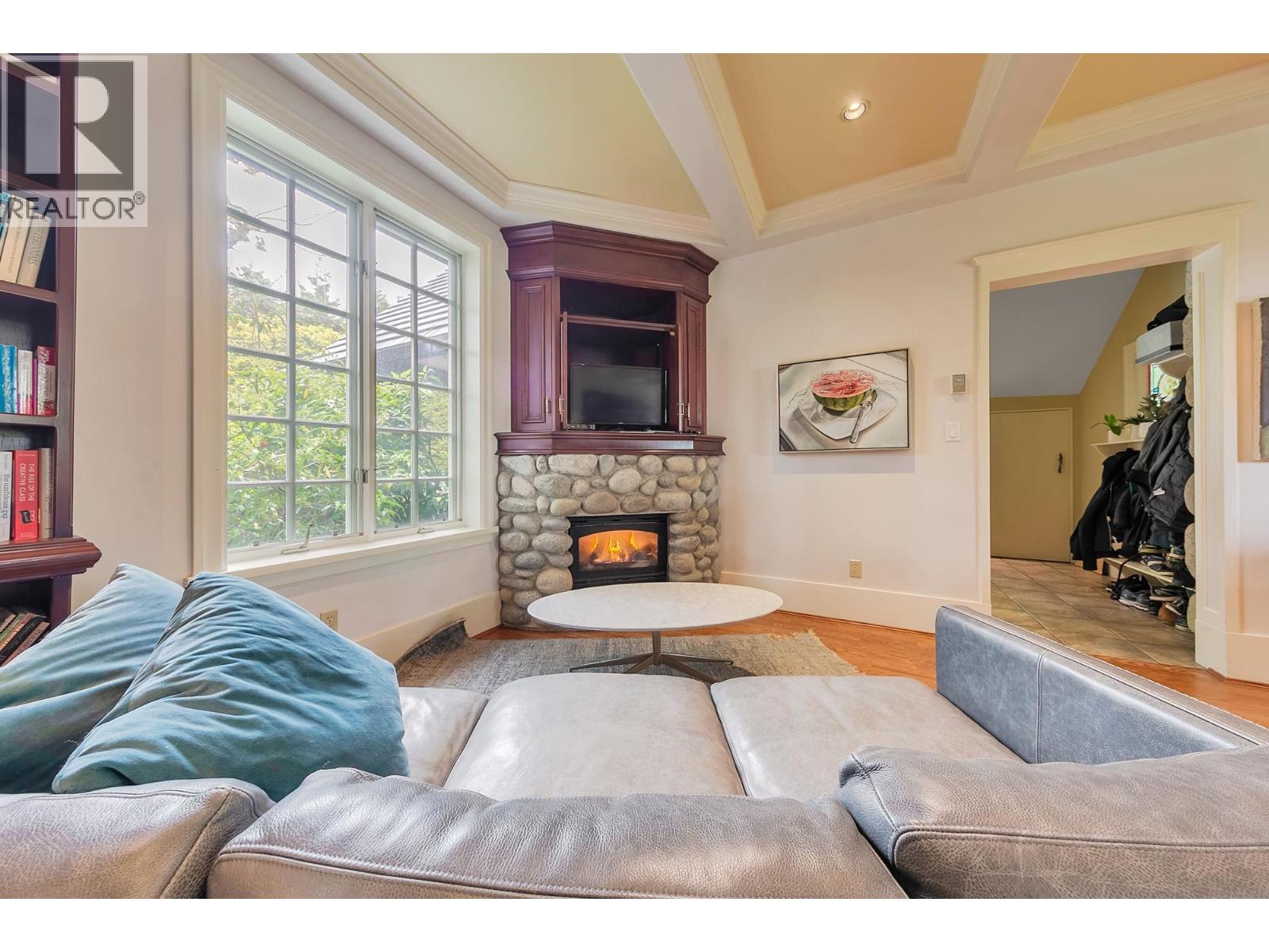 1850 Mathers Avenue Property Photo 18