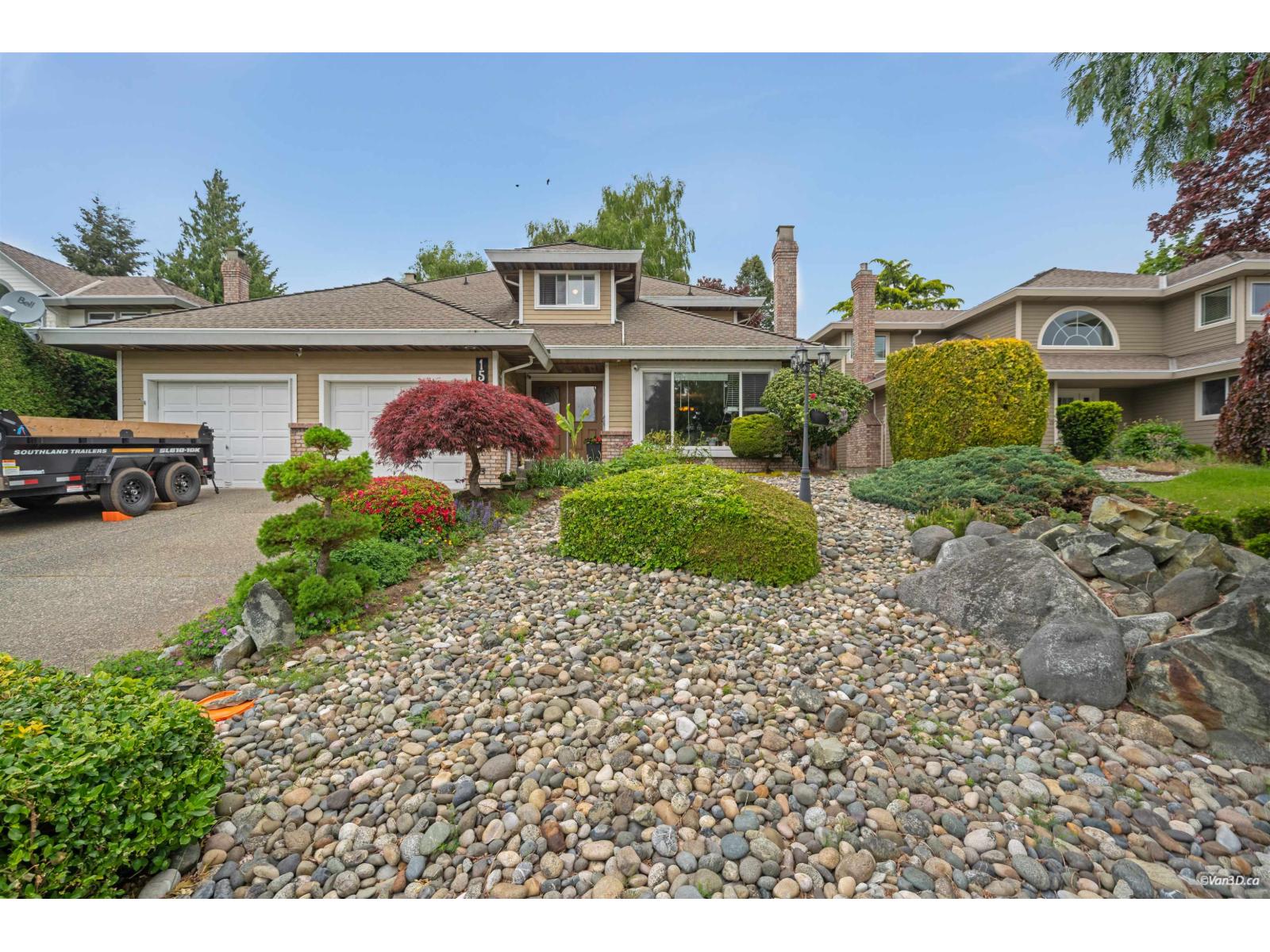 15023 21b Avenue Property Photo 2