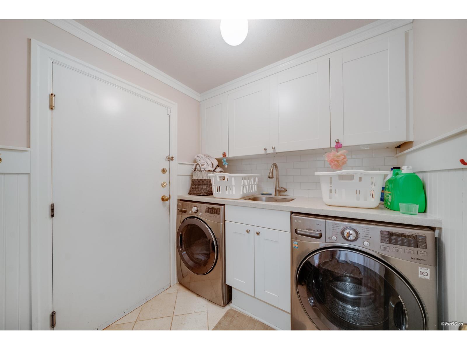 15023 21b Avenue Property Photo 13