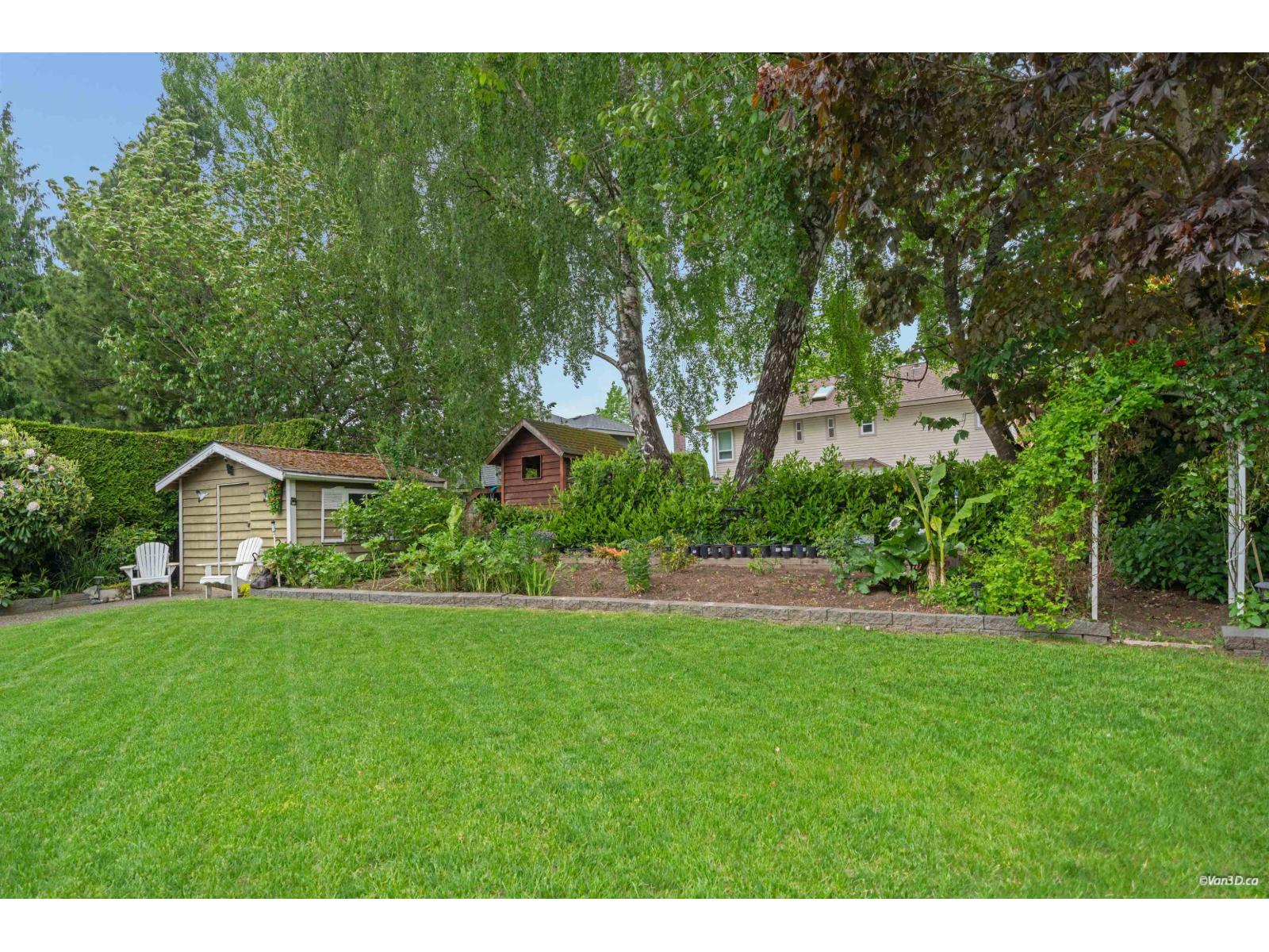 15023 21b Avenue Property Photo 14