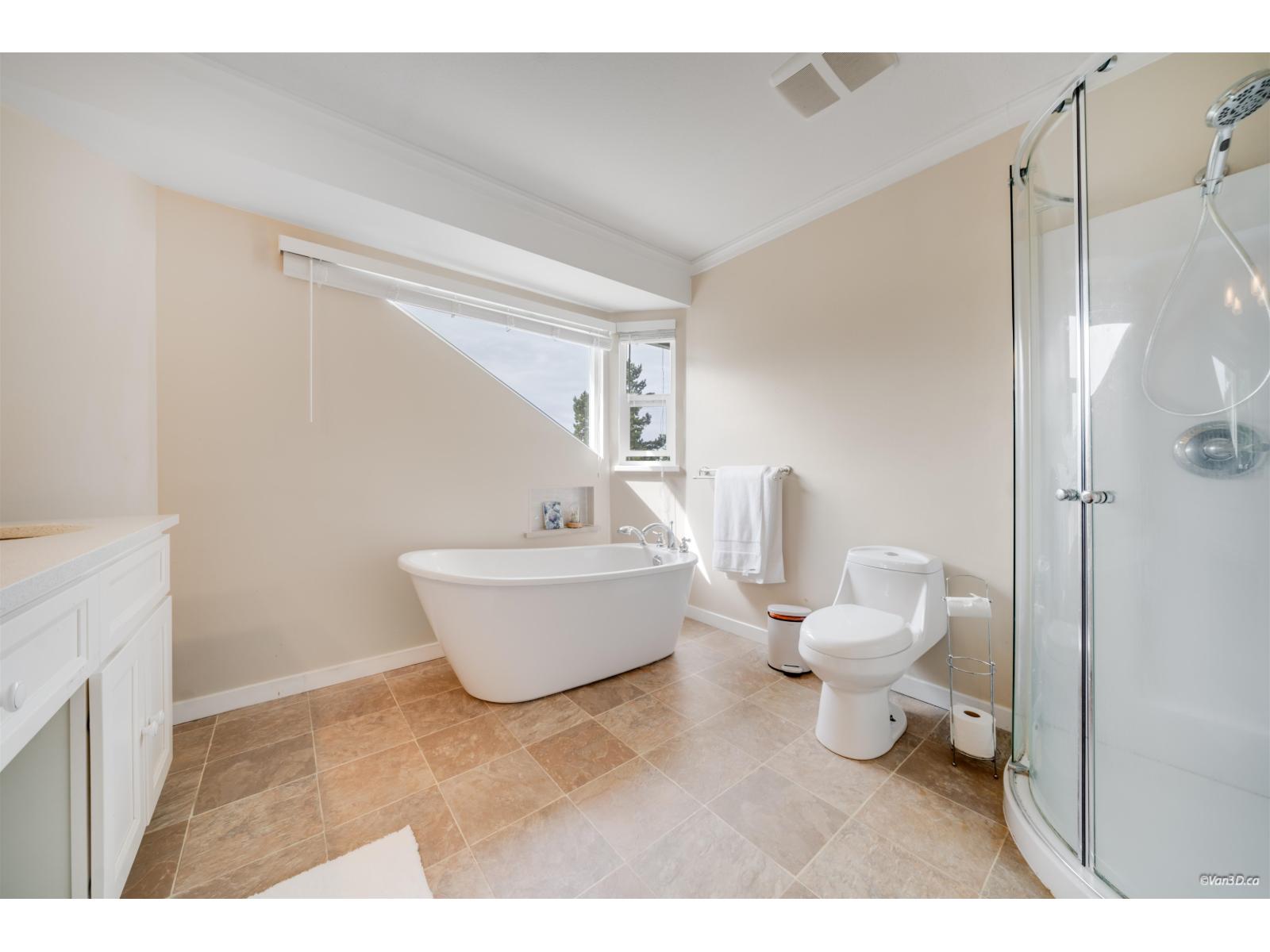 15023 21b Avenue Property Photo 29