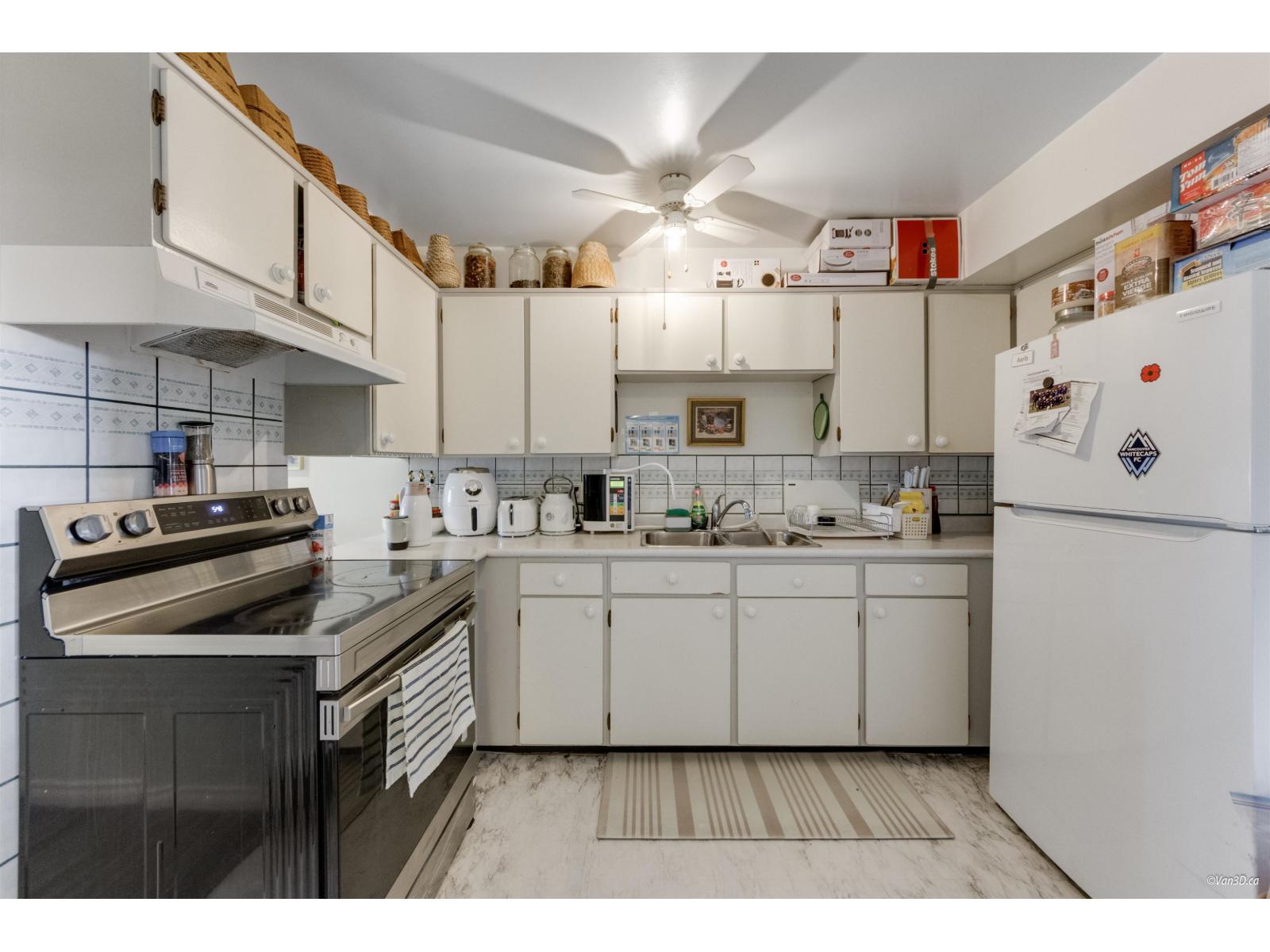 72 13756 Central Avenue Property Photo 8