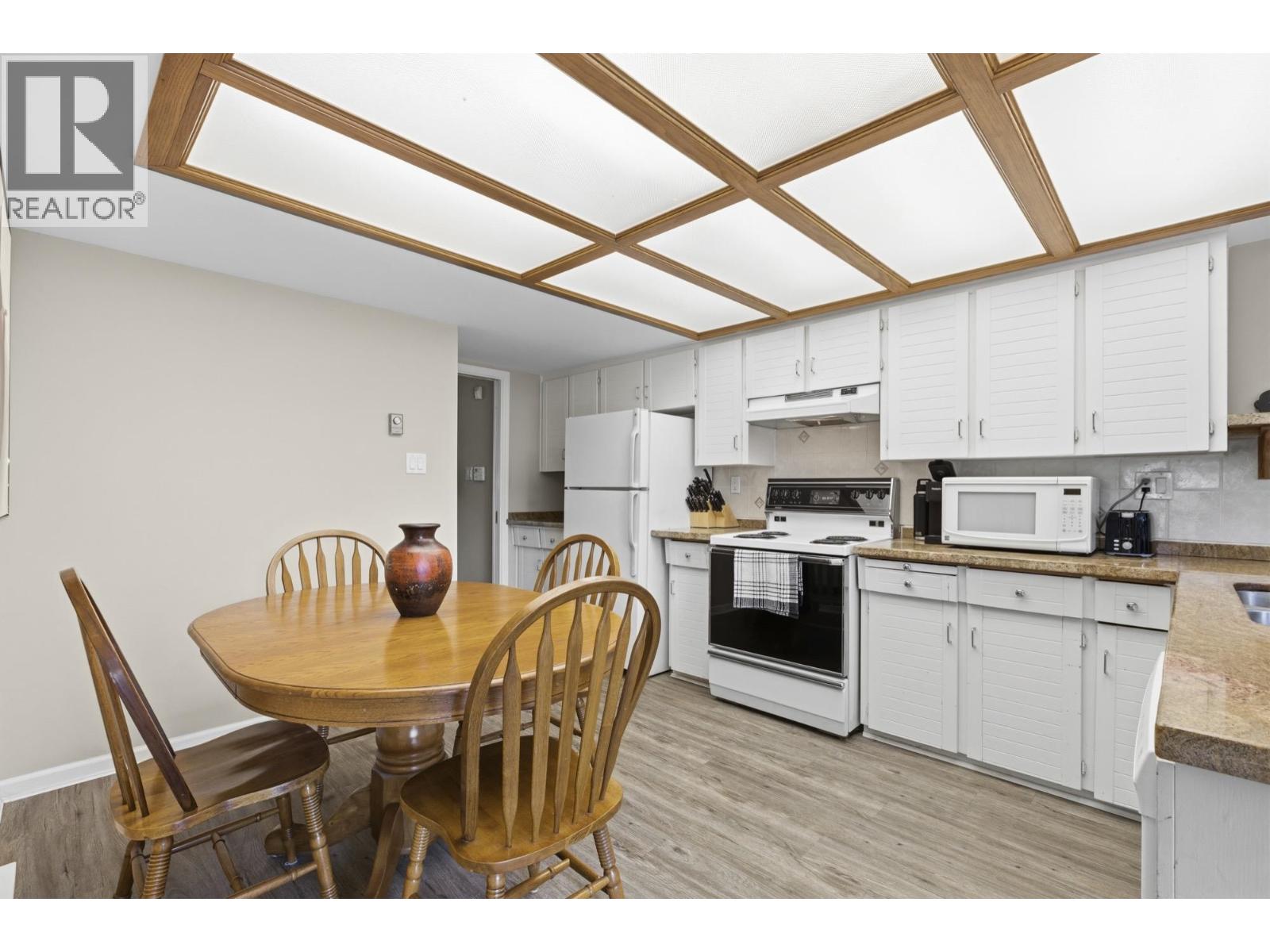 1220 Morris Crescent Property Photo 12