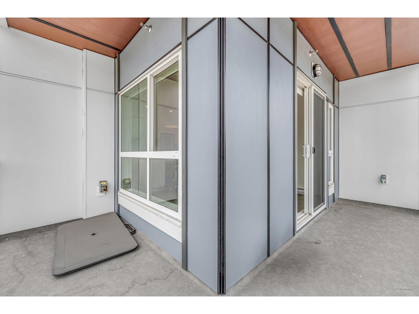 401 14225 103a Avenue Property Photo 22