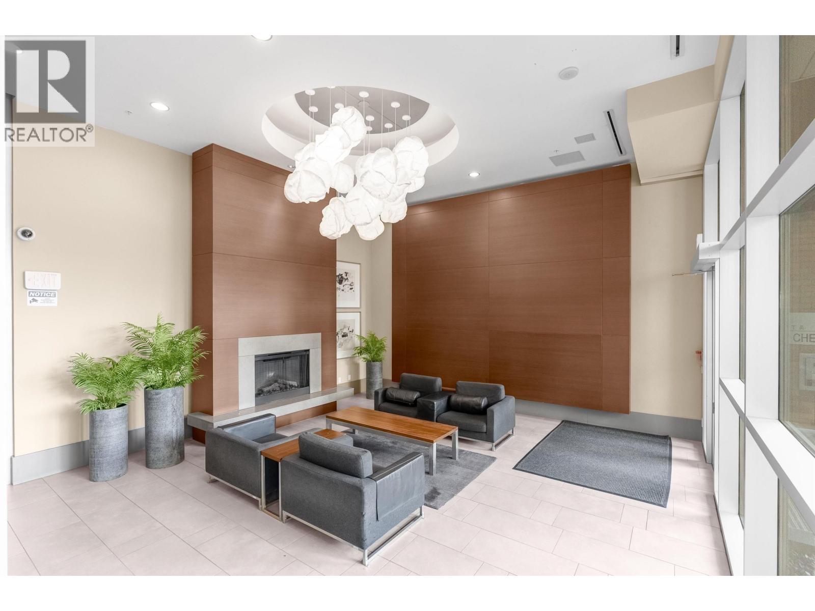 1304 1320 Chesterfield Avenue Property Photo 22