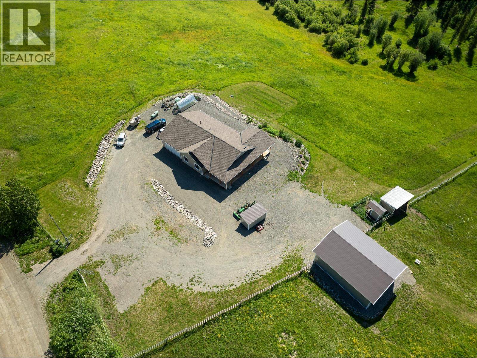 7155 Grossett Road Property Photo 4