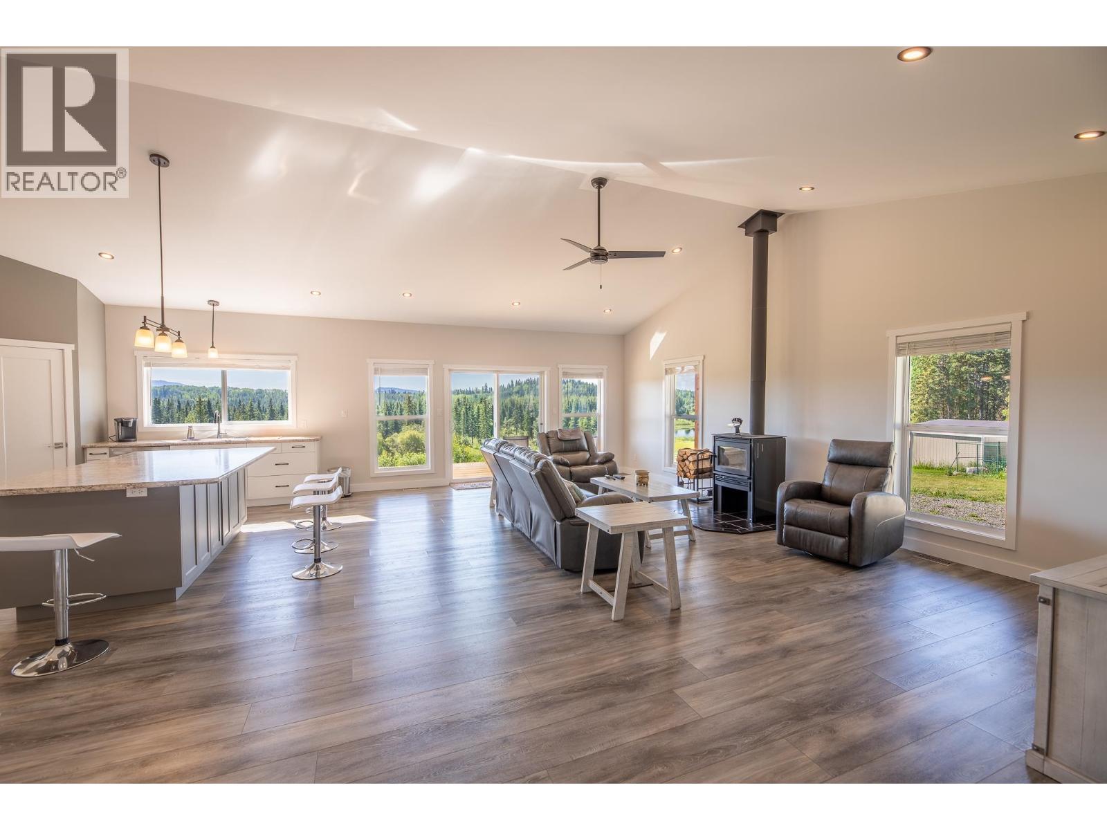 7155 Grossett Road Property Photo 28