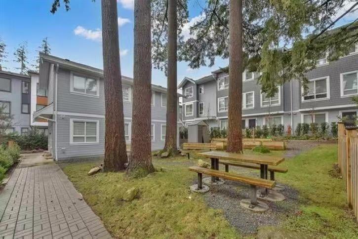 26 12830 62 Avenue Property Photo 22
