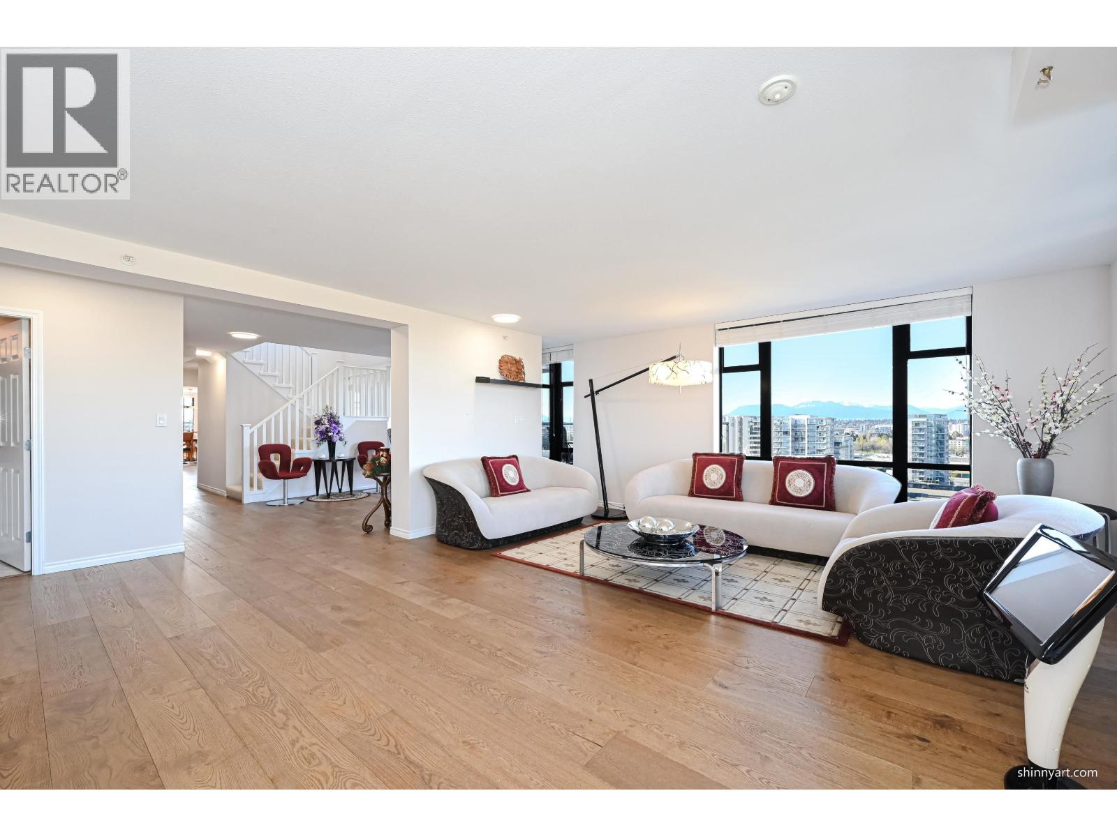 1702 5933 Cooney Road Property Photo 10