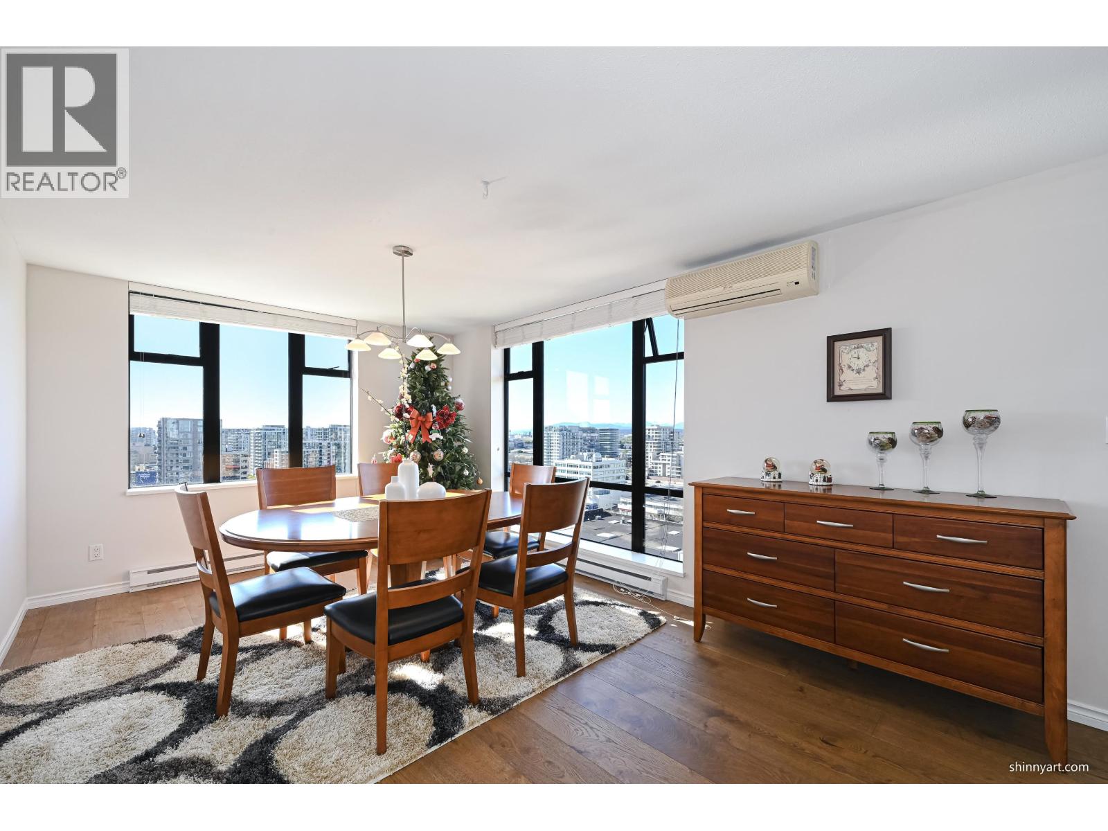 1702 5933 Cooney Road Property Photo 15