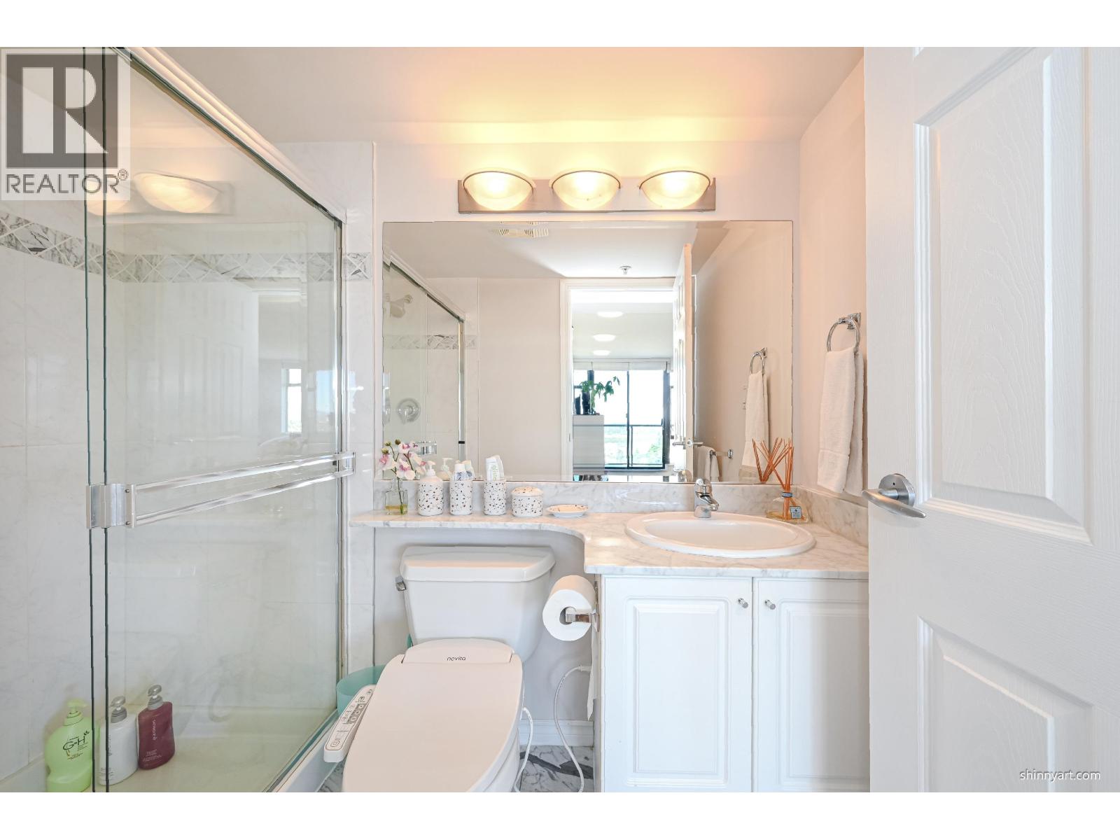1702 5933 Cooney Road Property Photo 23