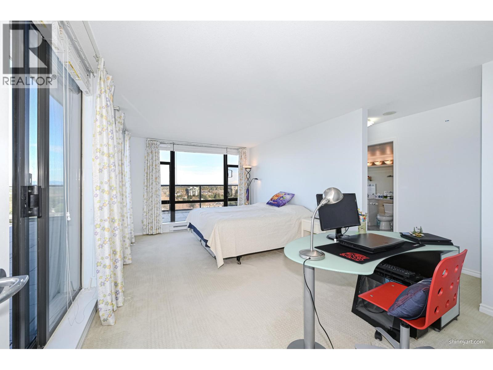 1702 5933 Cooney Road Property Photo 24