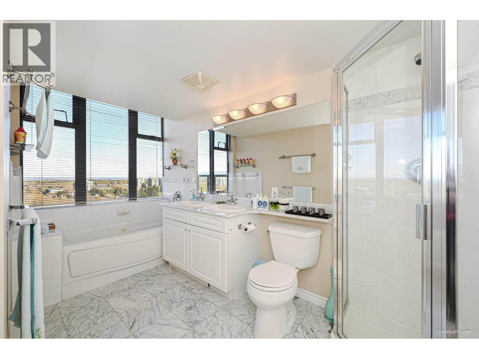 1702 5933 Cooney Road Property Photo 25