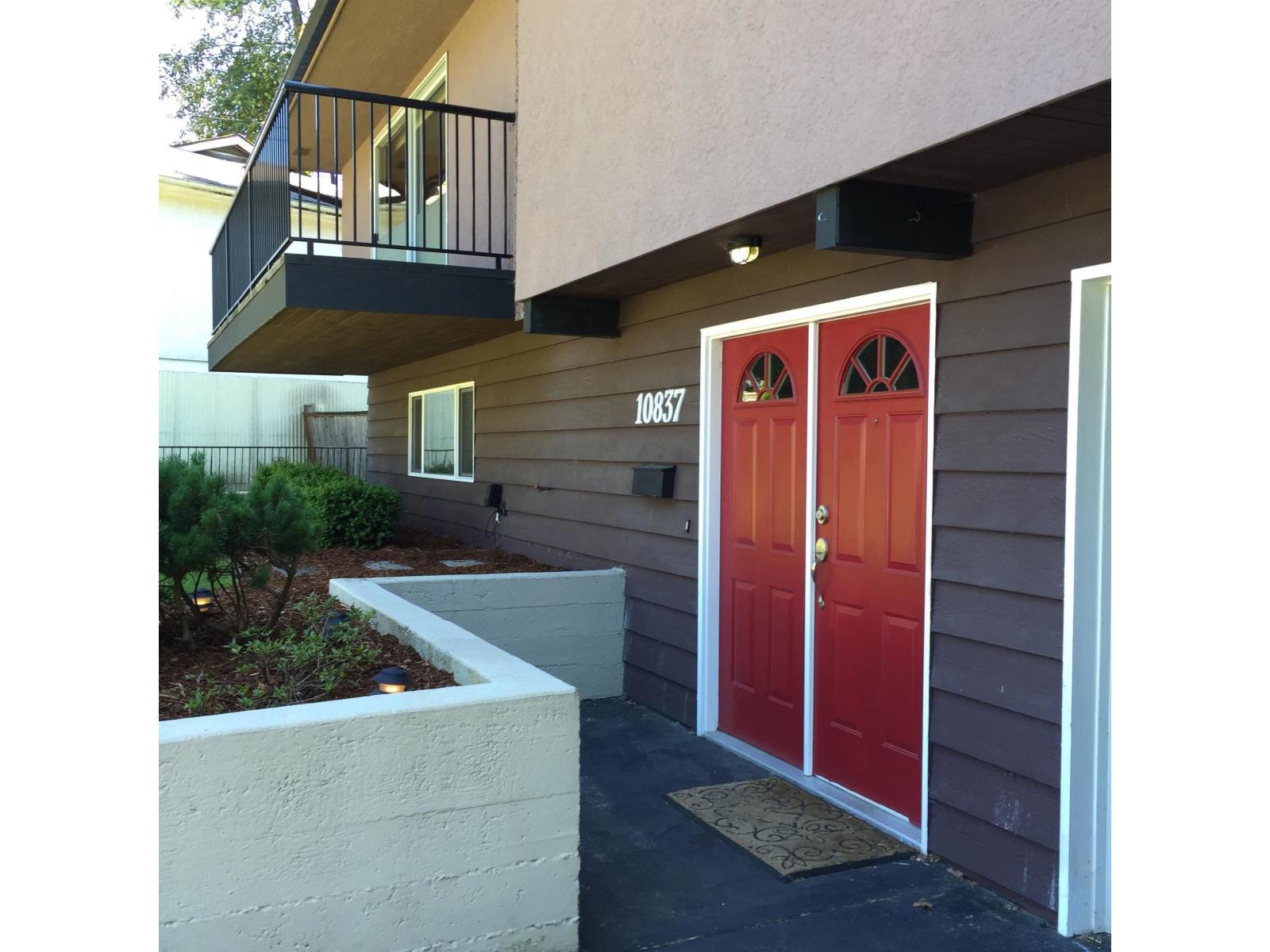 10837 145 A STREET Property Photo 1