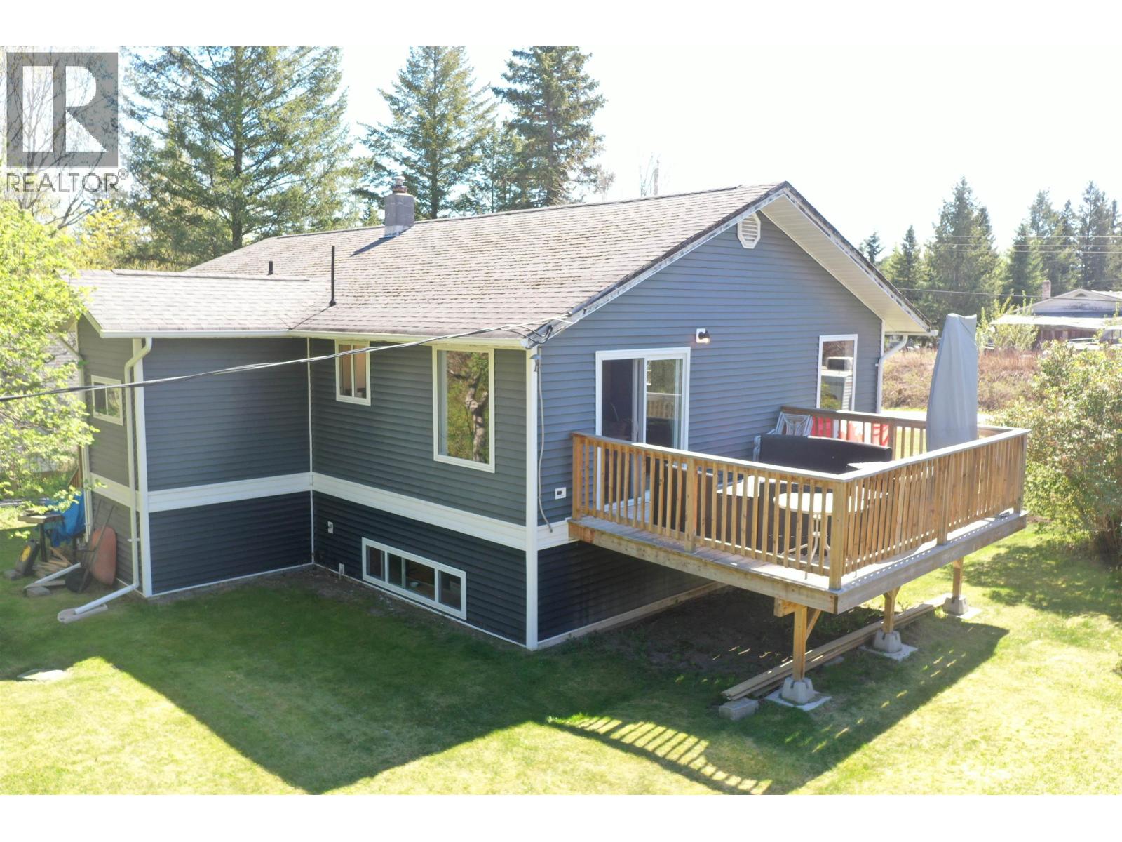 1890 Birch Avenue Property Photo 27