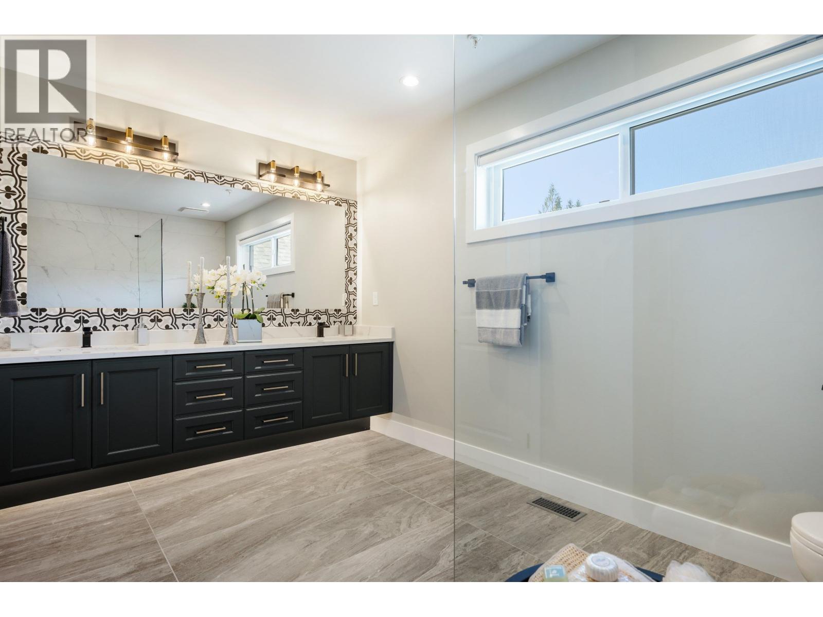 24461 Jenewein Drive Property Photo 17