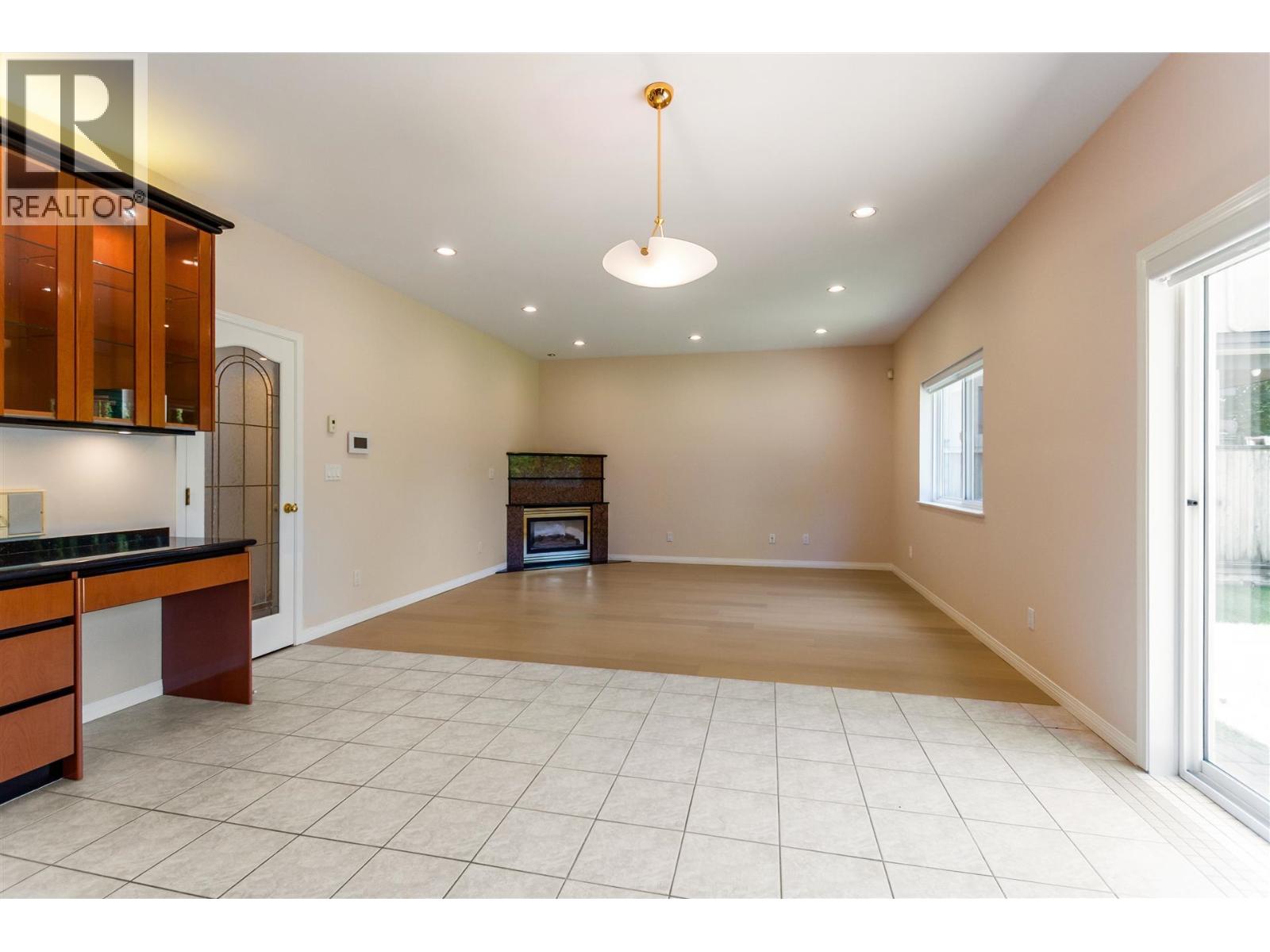 7551 Lombard Road Property Photo 10